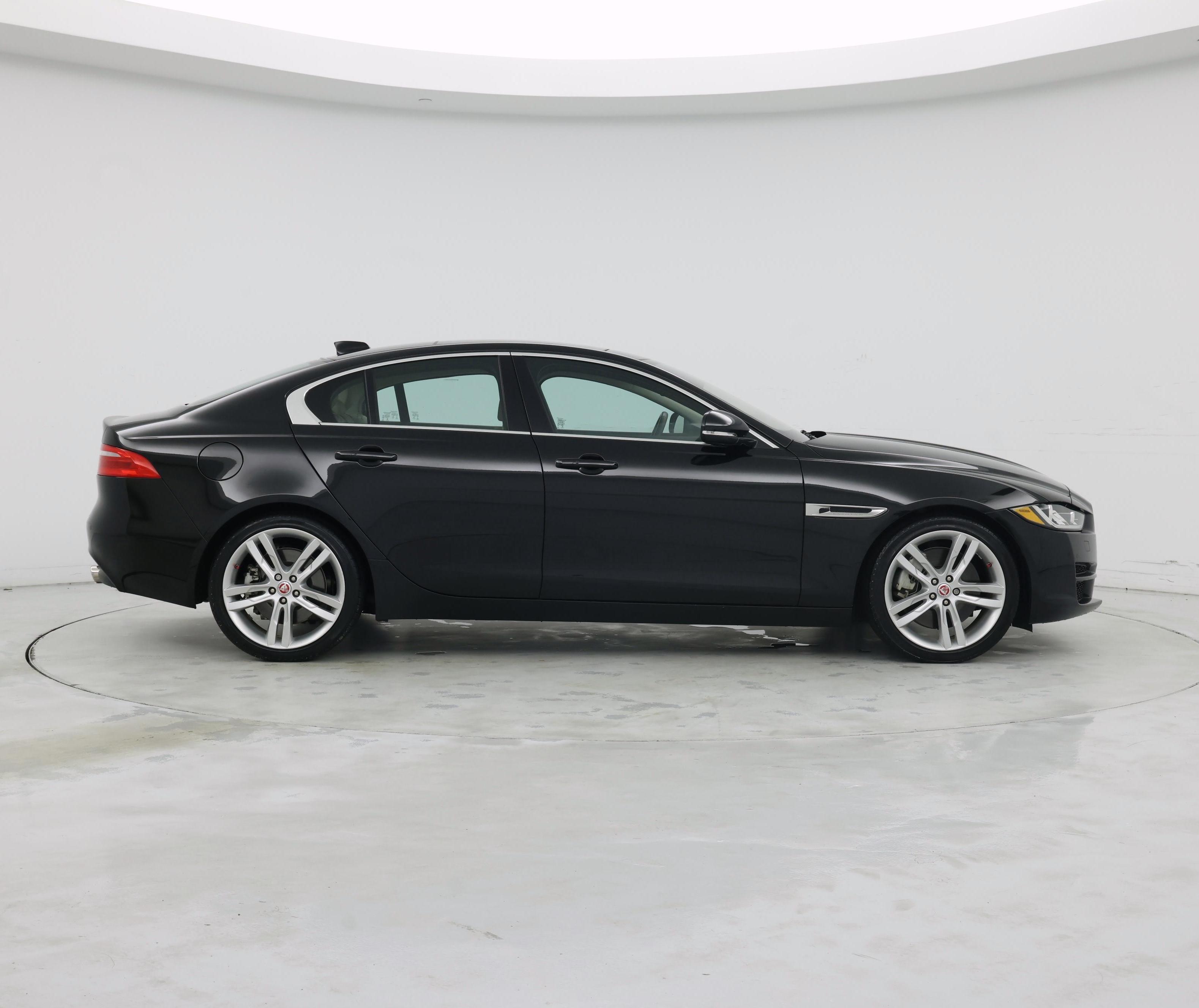 Thumbnail: 2018 Jaguar XE - 7