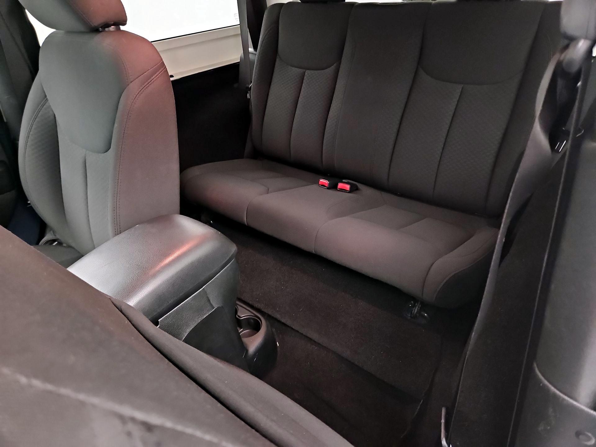 Thumbnail: 2016 Jeep Wrangler - 17