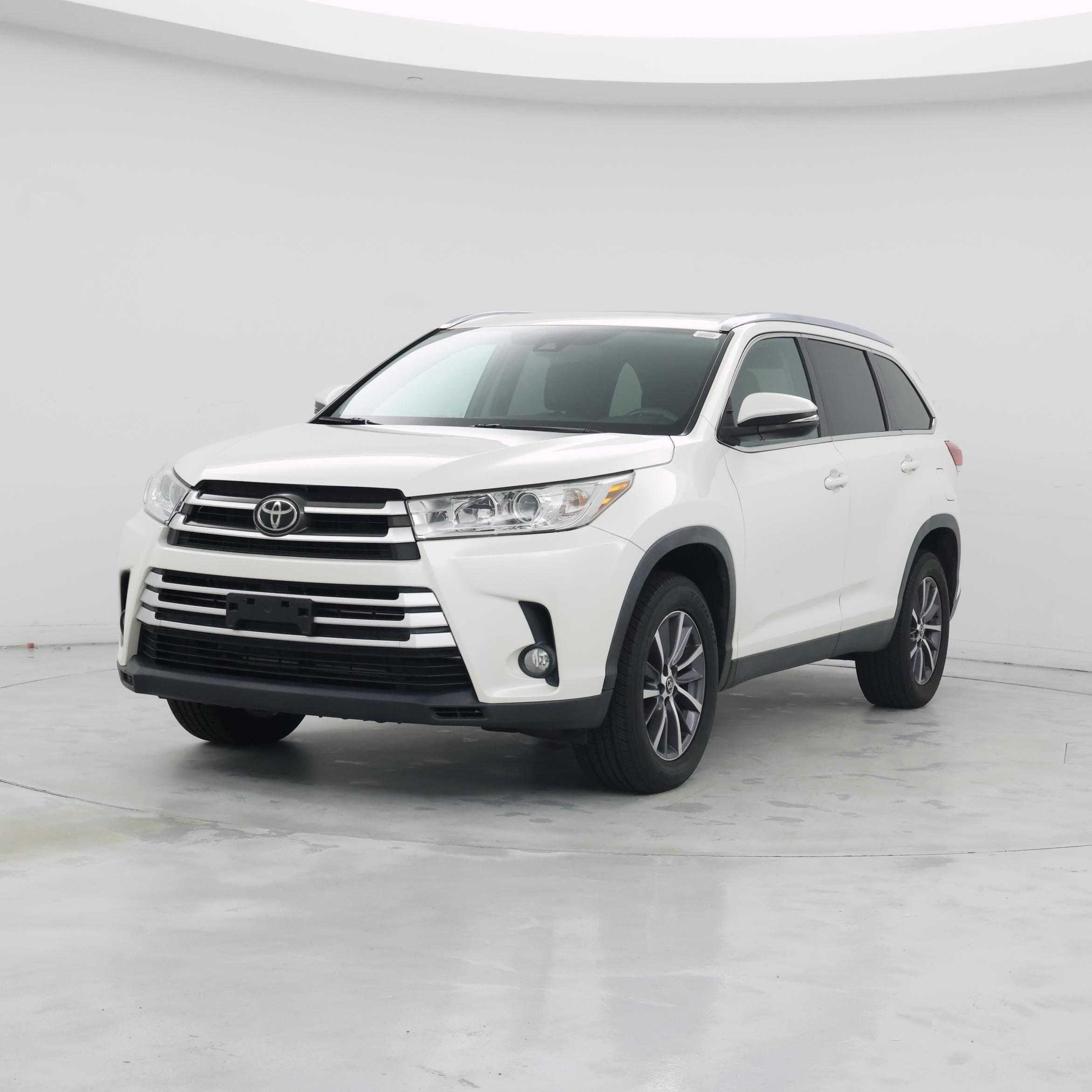 Thumbnail: 2019 Toyota Highlander - 4