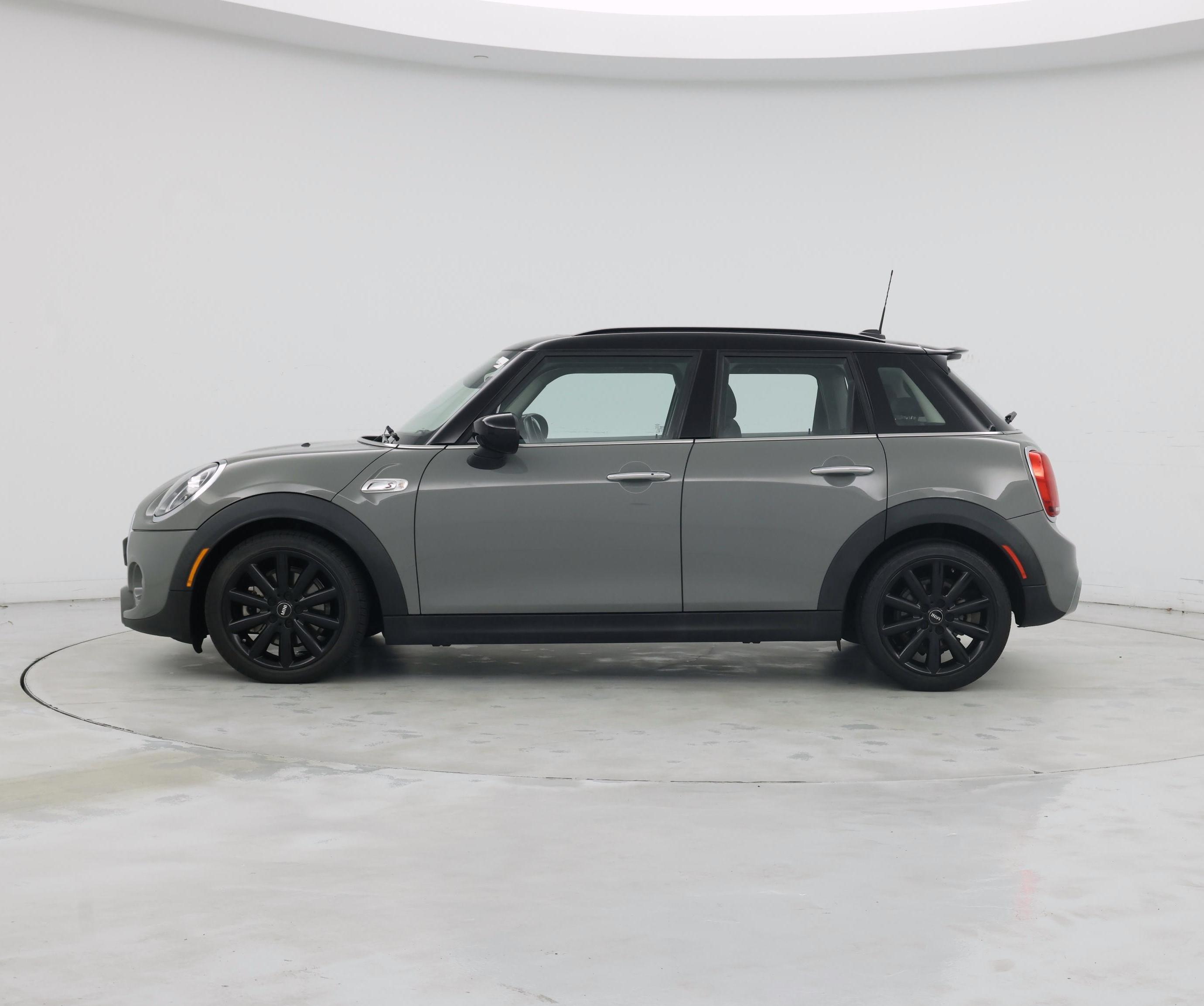 Thumbnail: 2021 MINI Cooper Hardtop - 3