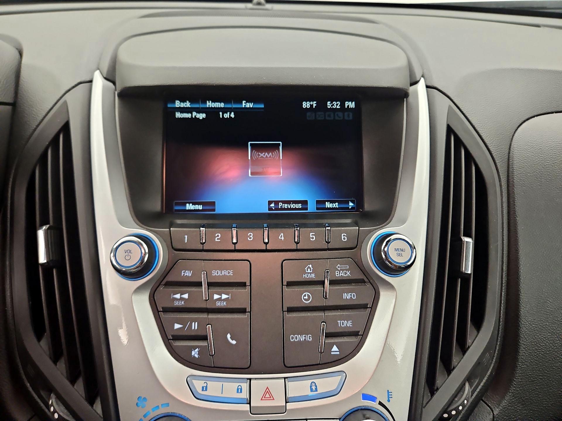 Thumbnail: 2015 Chevrolet Equinox - 15