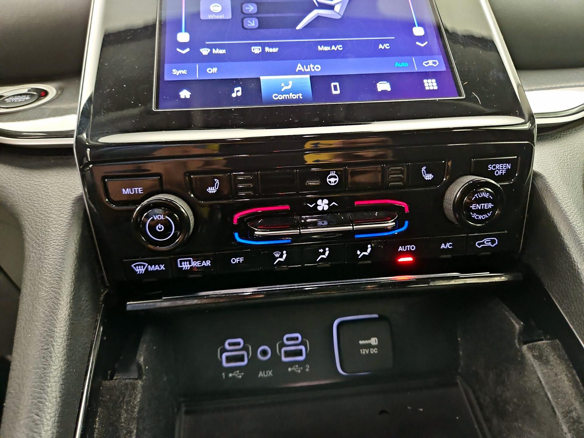 Thumbnail: 2021 Jeep Grand Cherokee L - 16