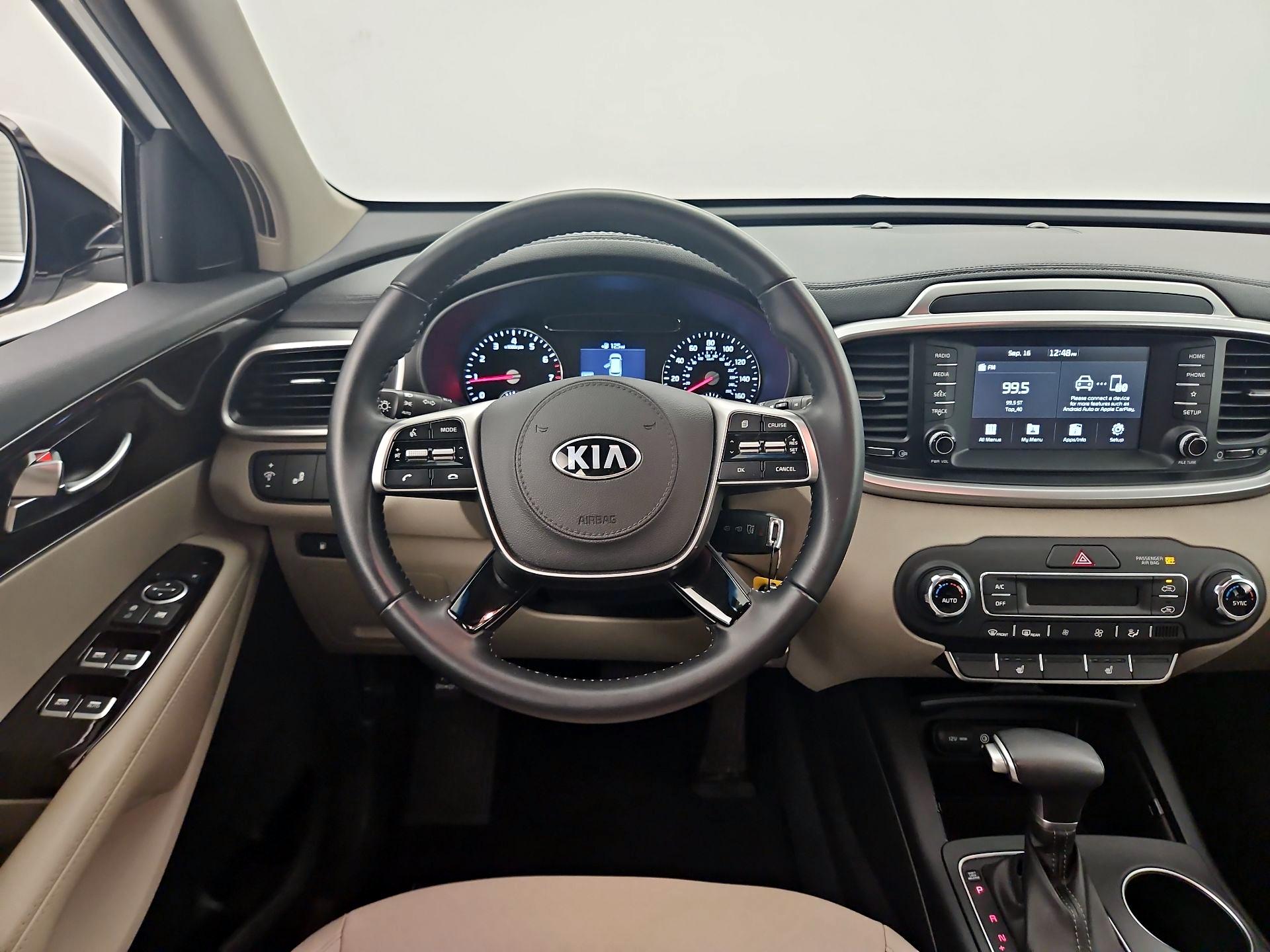 Thumbnail: 2020 Kia Sorento - 10