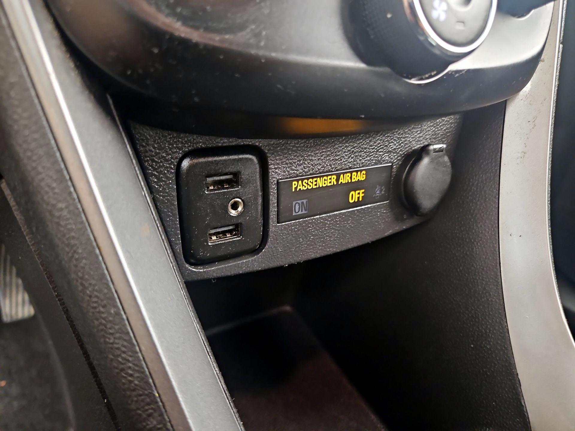 Thumbnail: 2020 Chevrolet Trax - 18