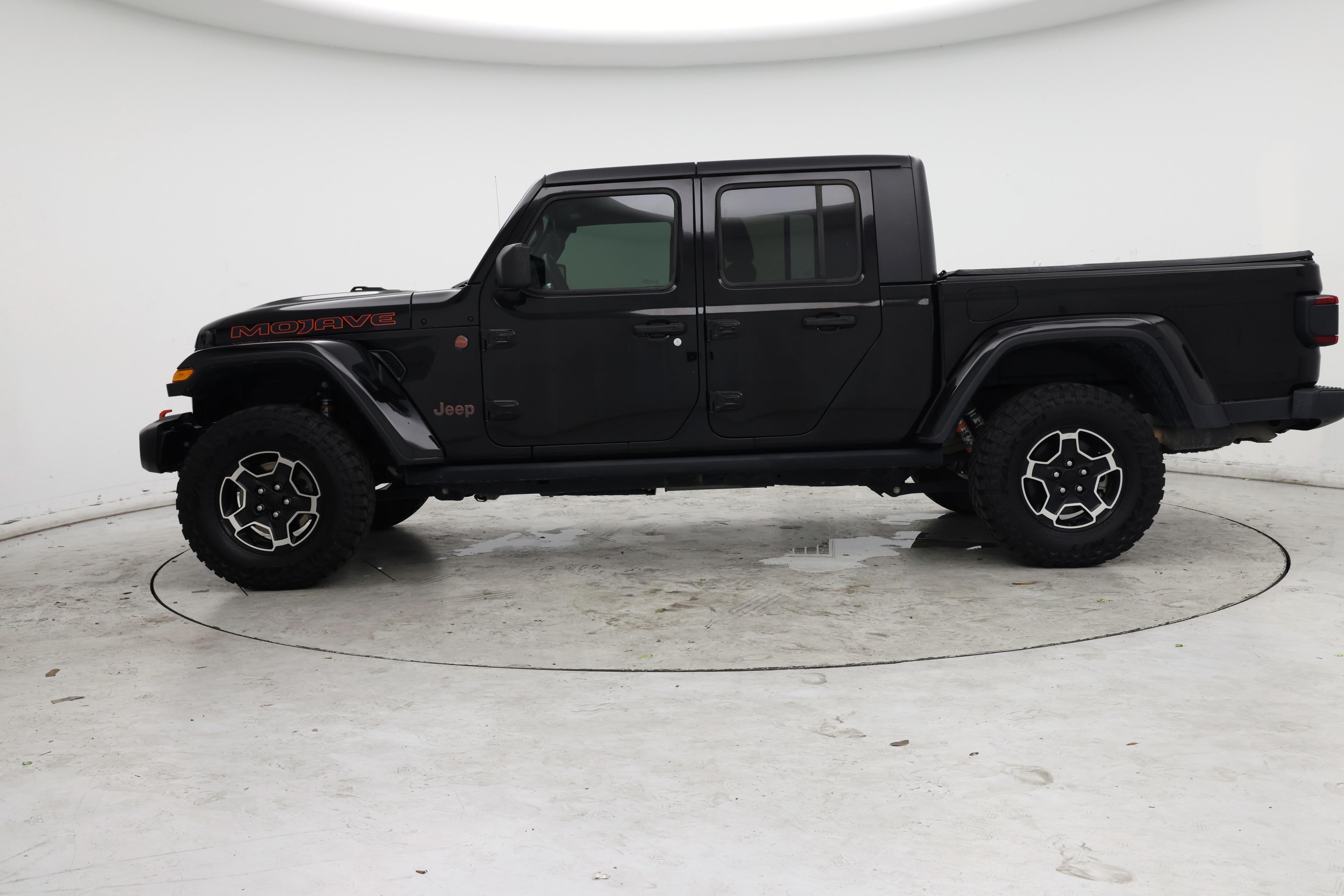 Thumbnail: 2021 Jeep Gladiator - 3