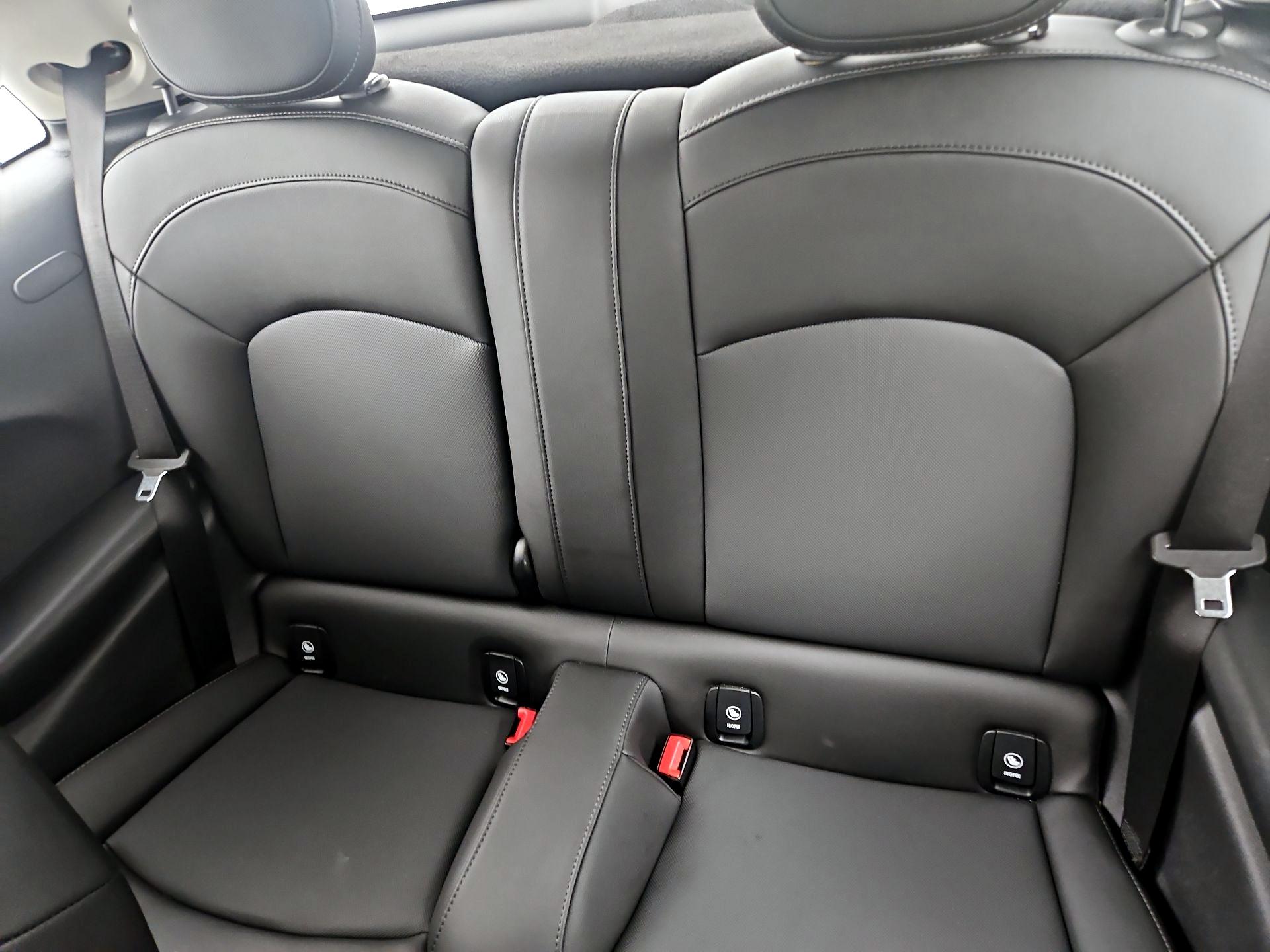 Thumbnail: 2019 MINI Cooper Hardtop - 20
