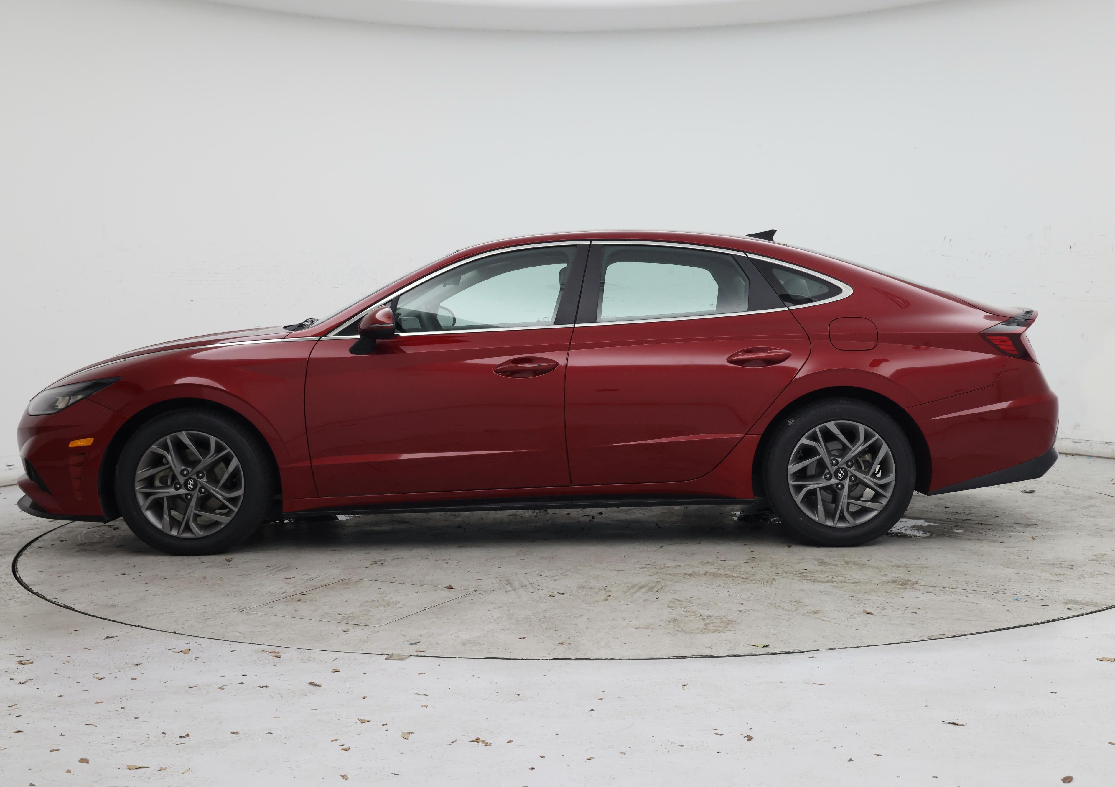 Thumbnail: 2023 Hyundai Sonata - 3