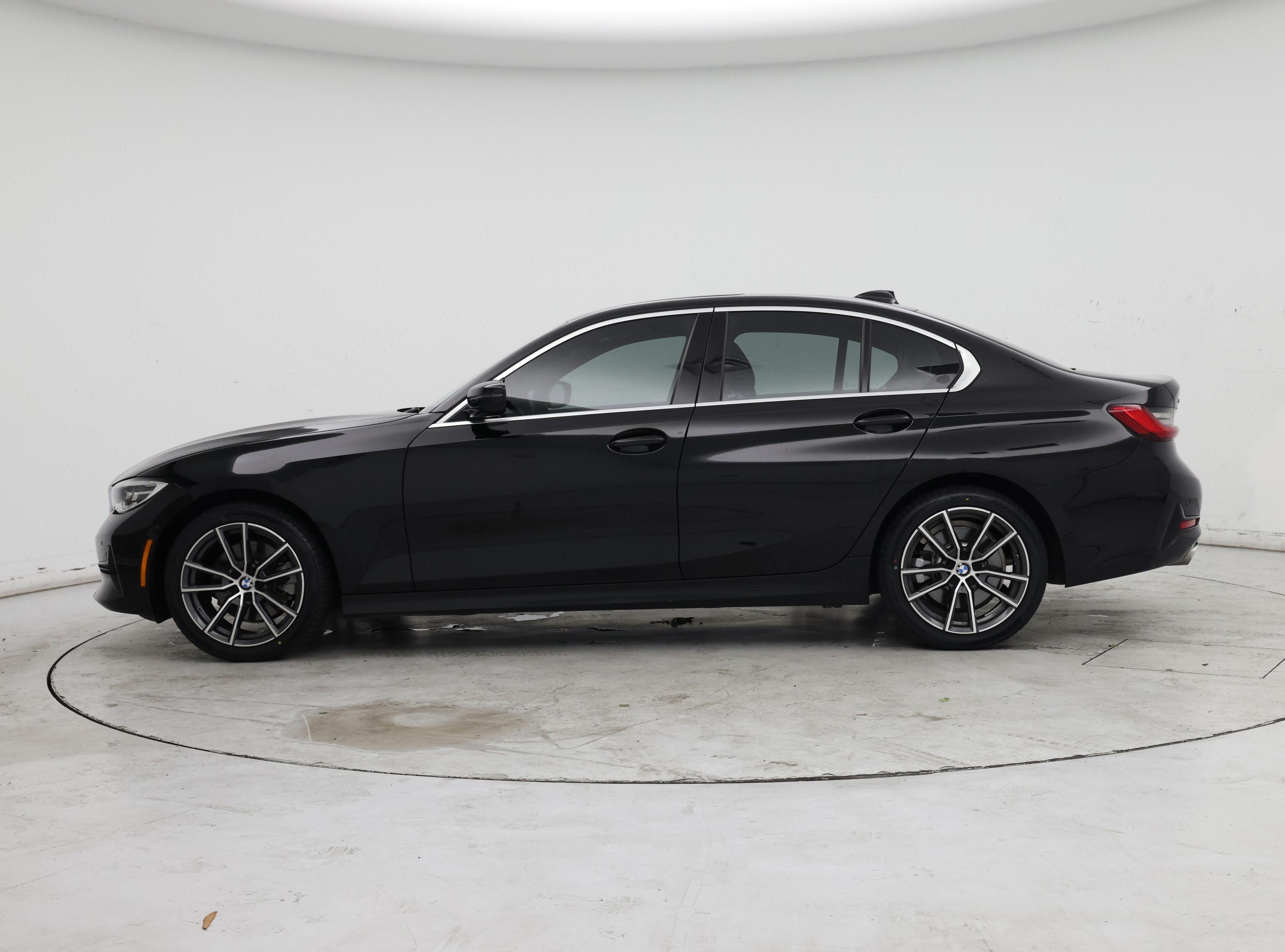 Thumbnail: 2019 BMW 3 Series - 3
