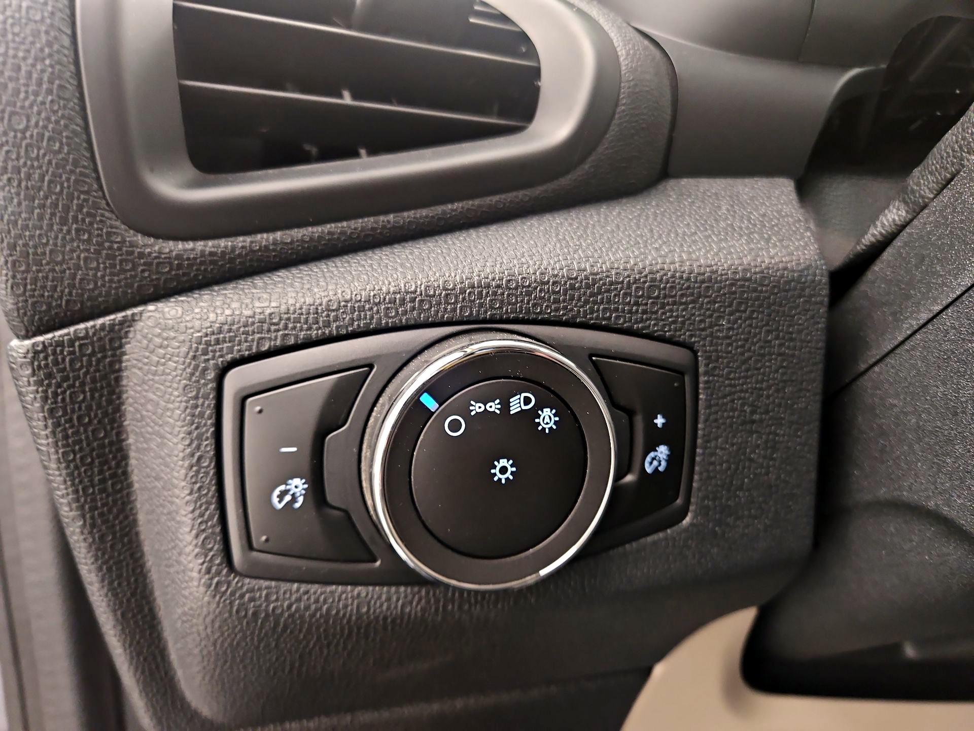 Thumbnail: 2020 Ford EcoSport - 13