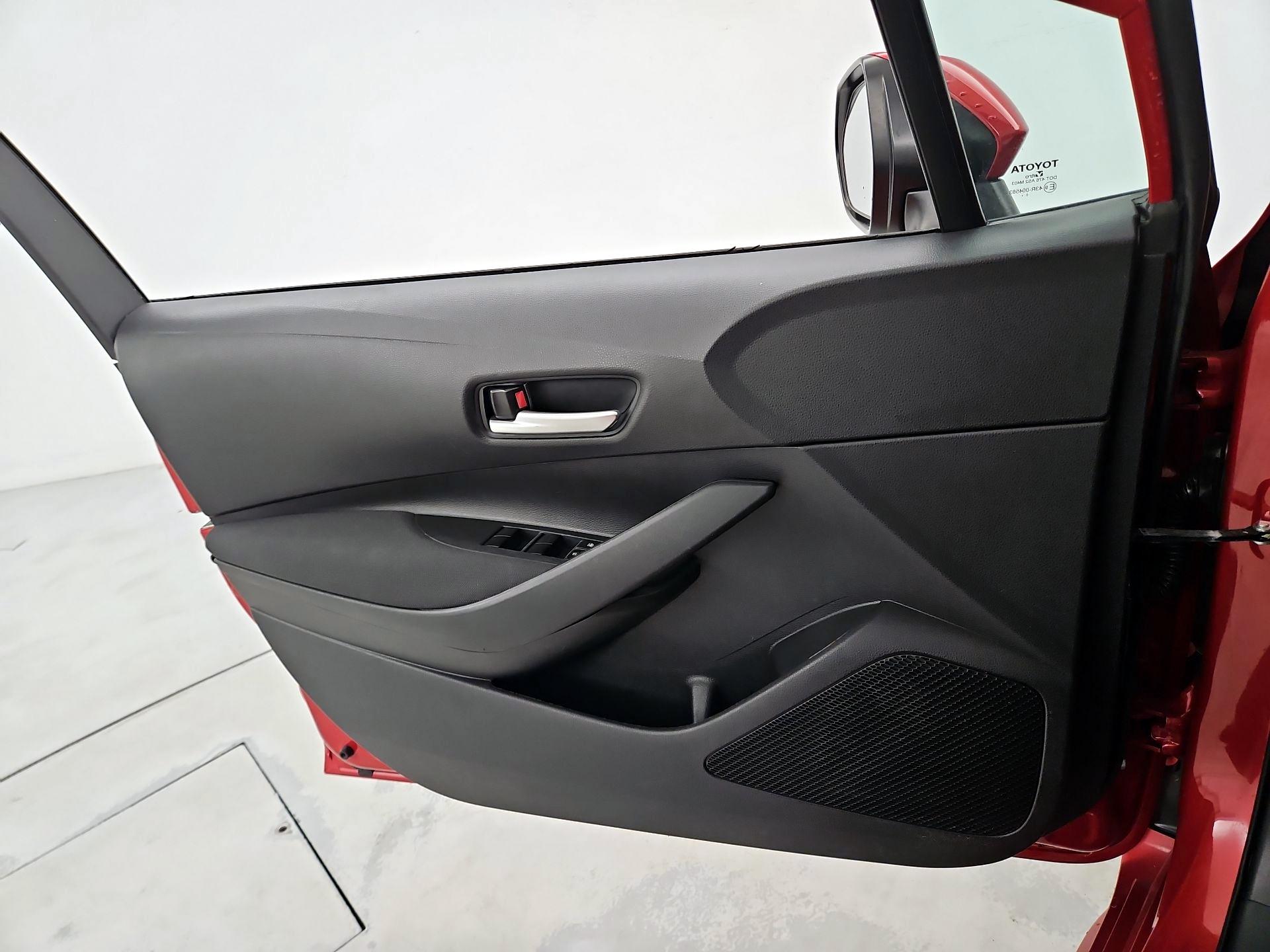 Thumbnail: 2021 Toyota Corolla - 12