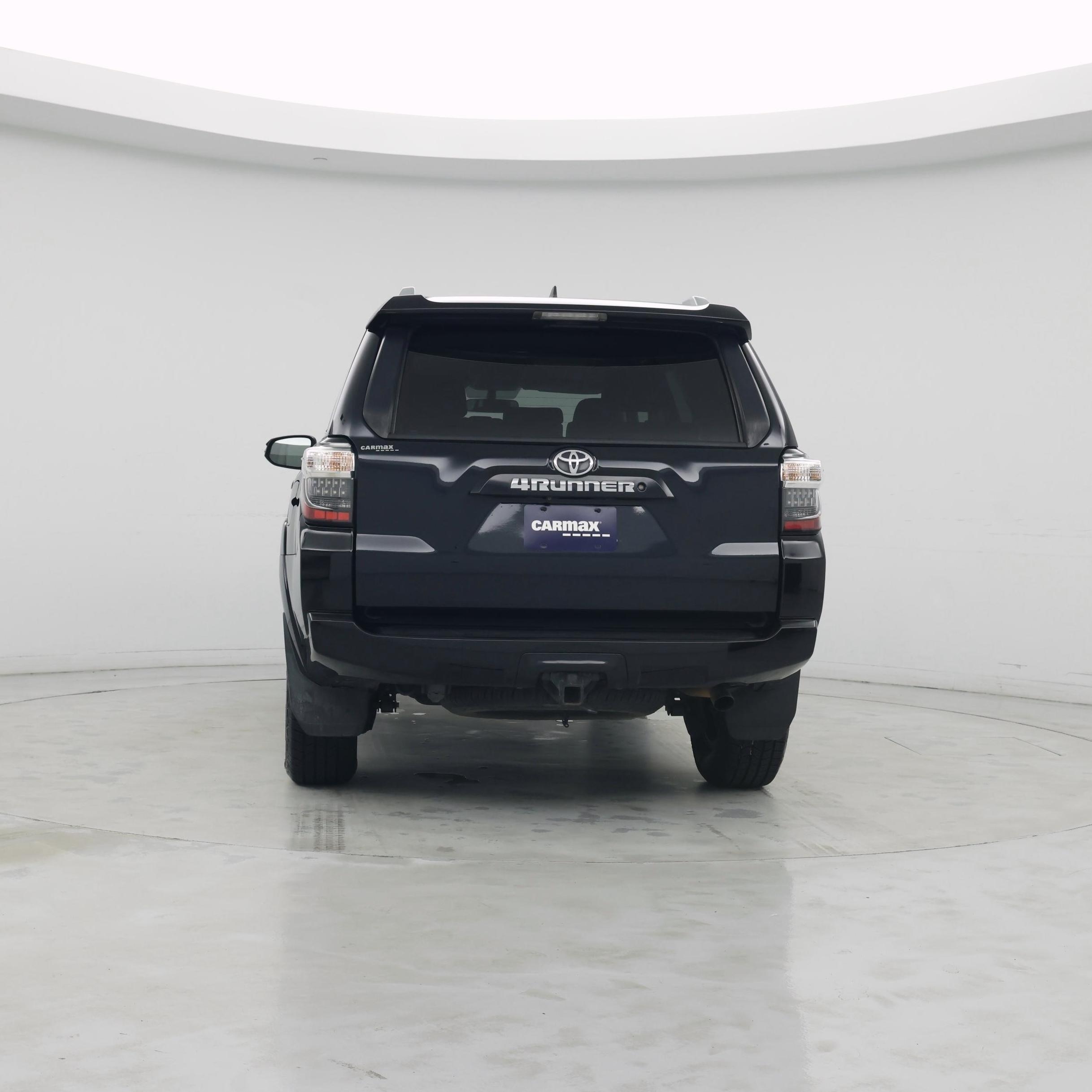 Thumbnail: 2017 Toyota 4Runner - 6