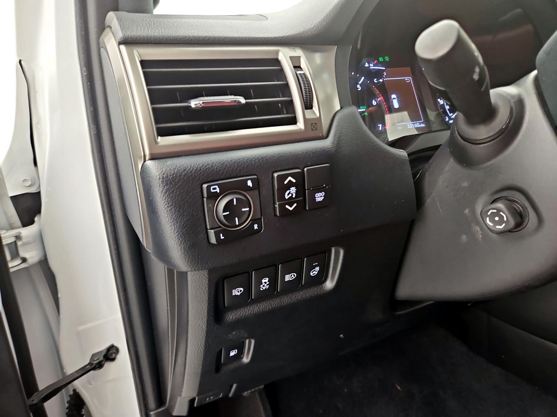 Thumbnail: 2021 Lexus GX - 13