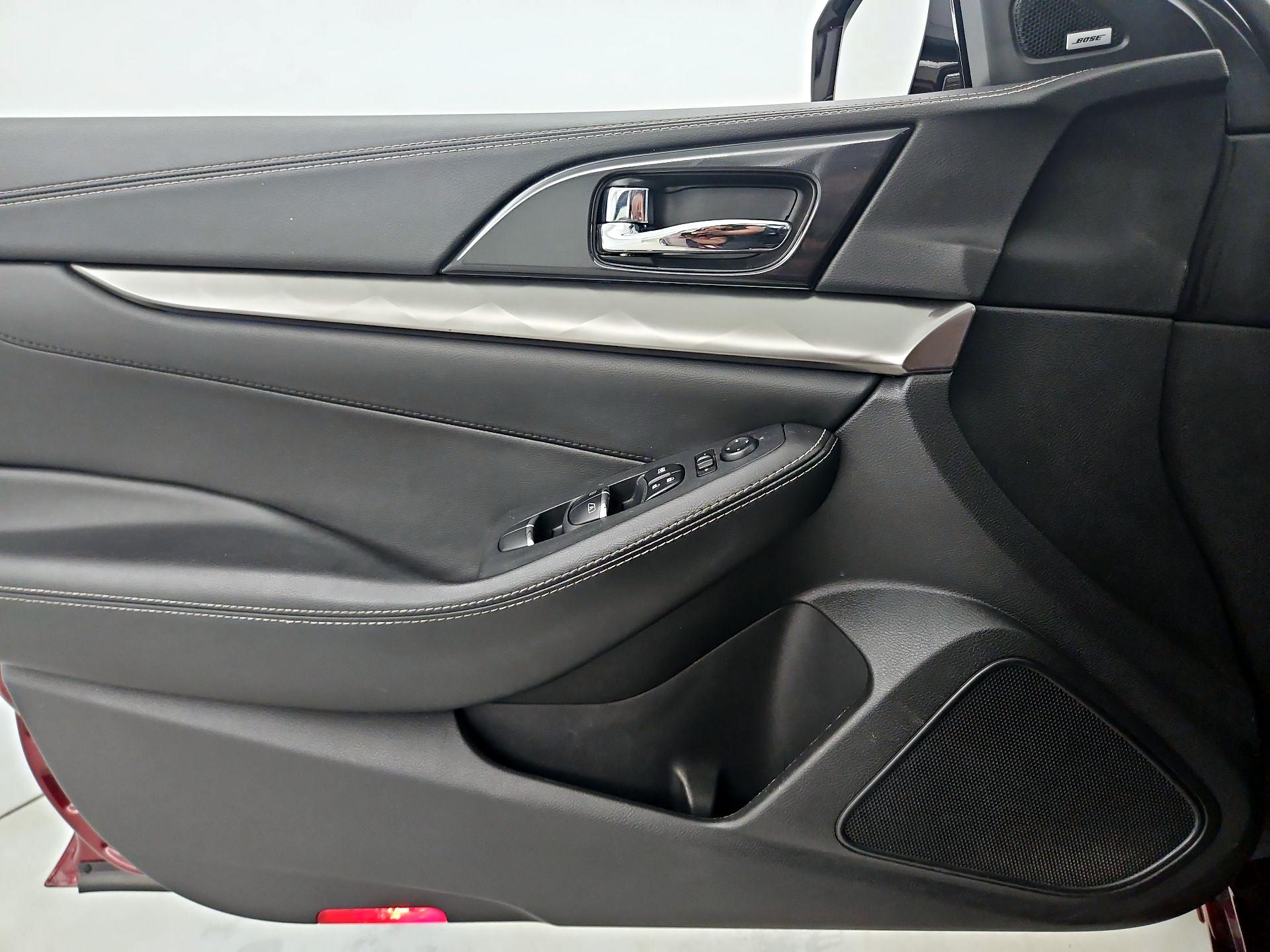 Thumbnail: 2019 Nissan Maxima - 12