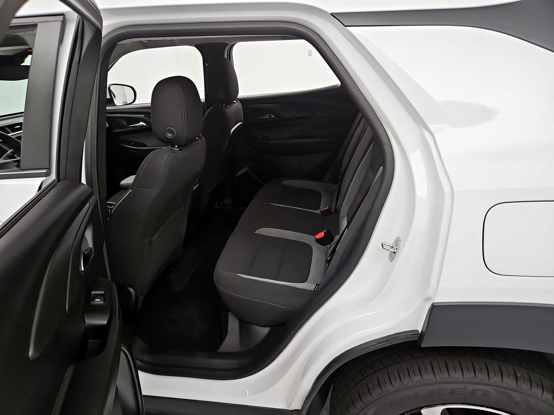 Thumbnail: 2022 Chevrolet TrailBlazer - 19