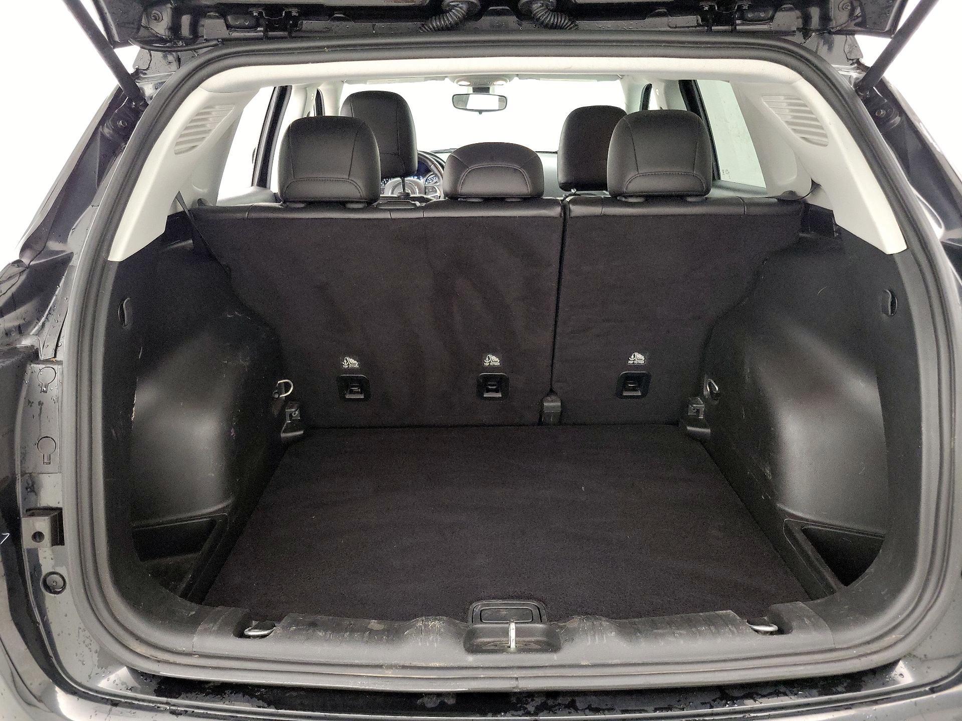 Thumbnail: 2018 Jeep Compass - 20