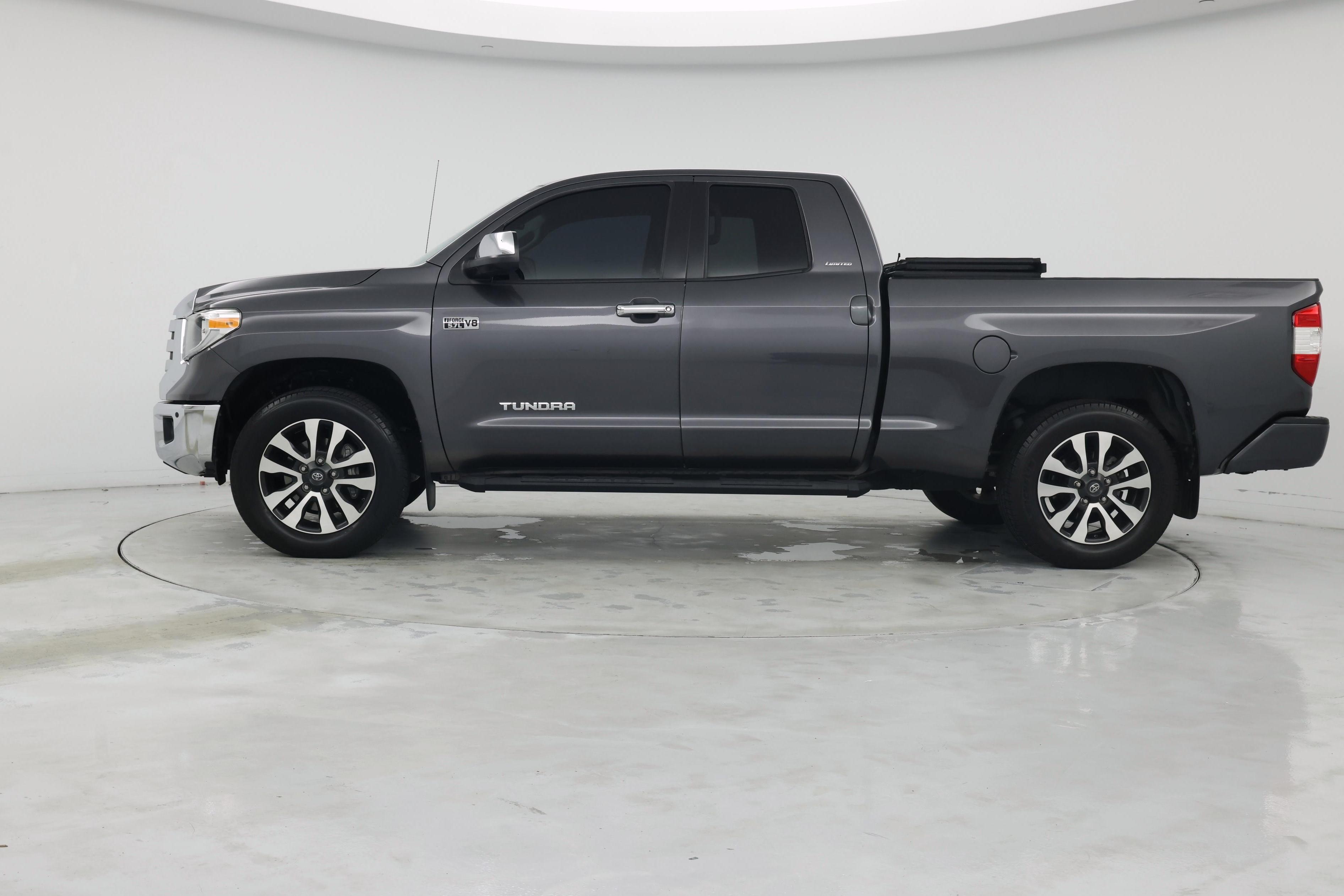 Thumbnail: 2018 Toyota Tundra - 3