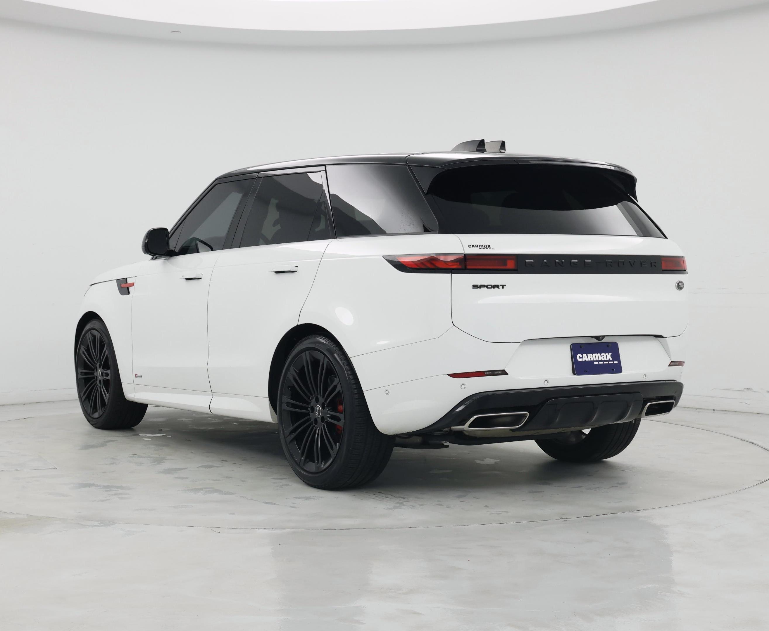 Thumbnail: 2023 Land Rover Range Rover Sport - 2