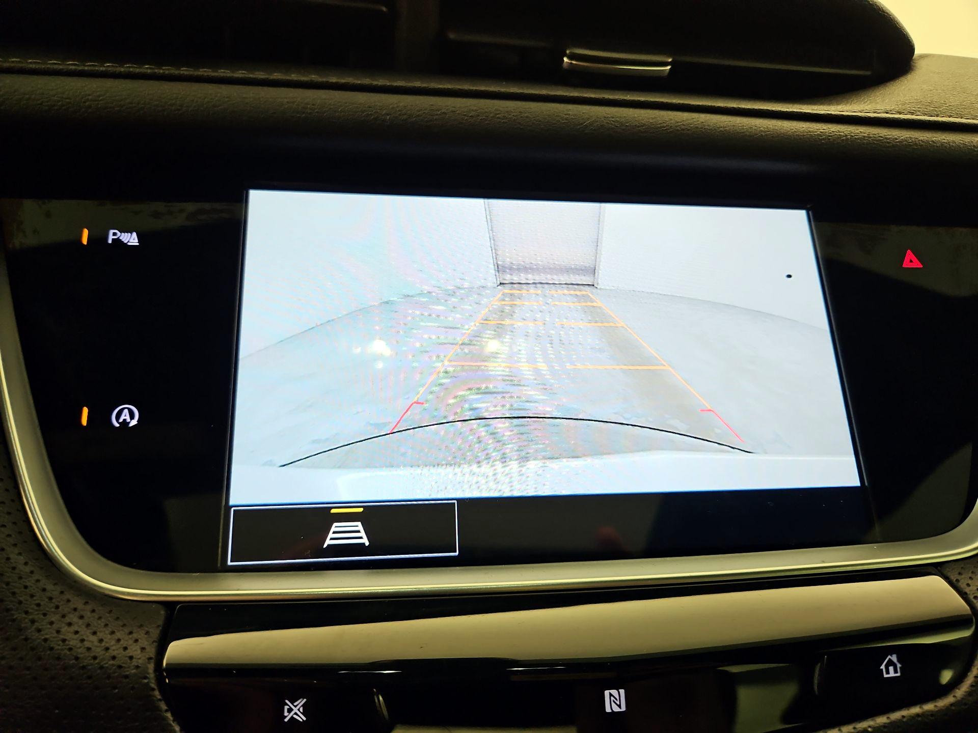 Thumbnail: 2021 Cadillac XT5 - 14