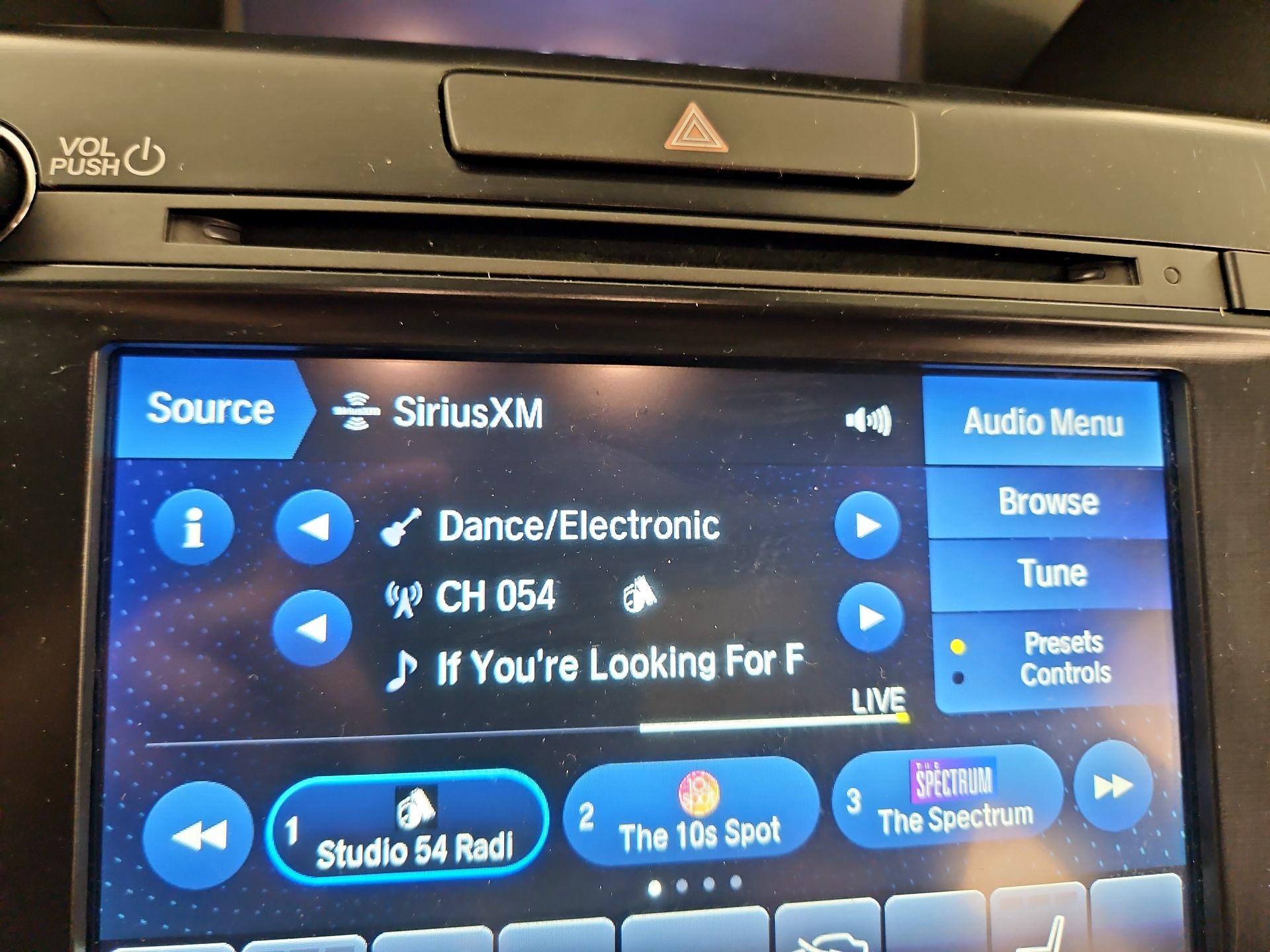 Thumbnail: 2019 Acura MDX - 15