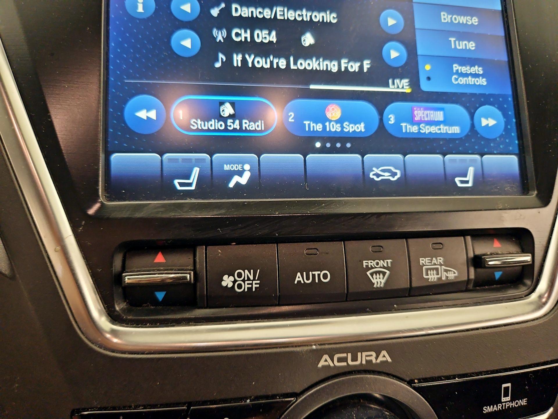 Thumbnail: 2019 Acura MDX - 16