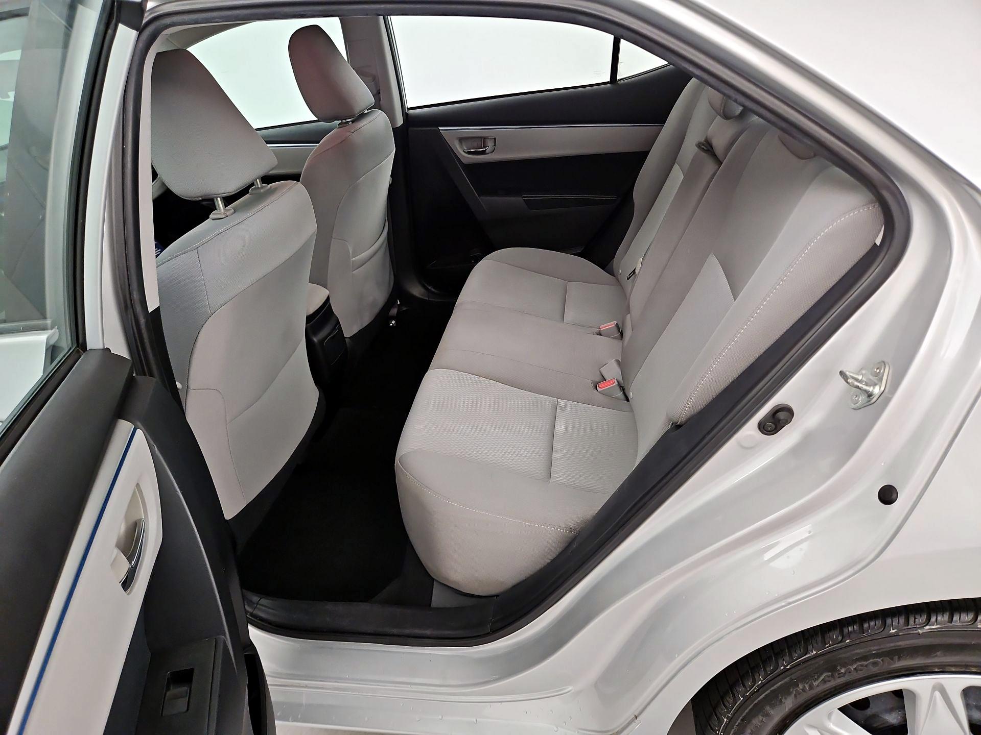 Thumbnail: 2016 Toyota Corolla - 19