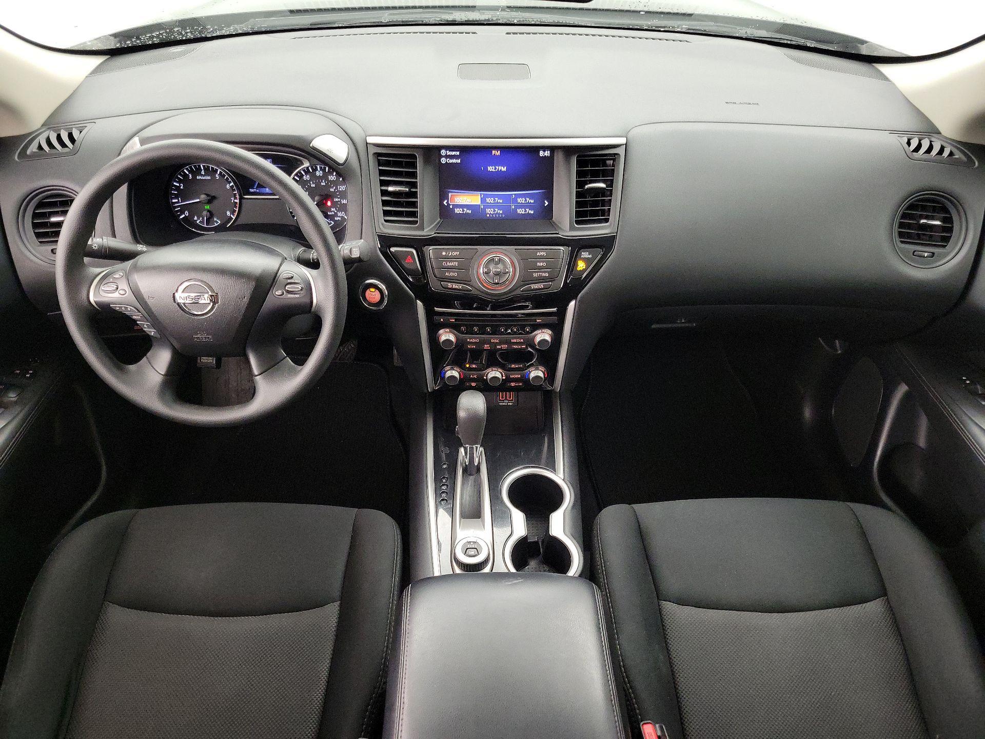 Thumbnail: 2018 Nissan Pathfinder - 9
