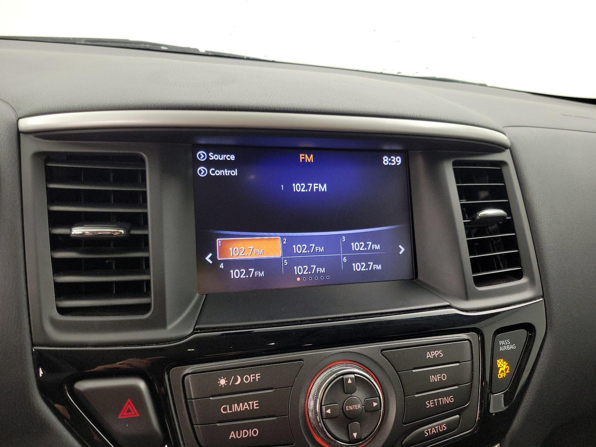 Thumbnail: 2018 Nissan Pathfinder - 15