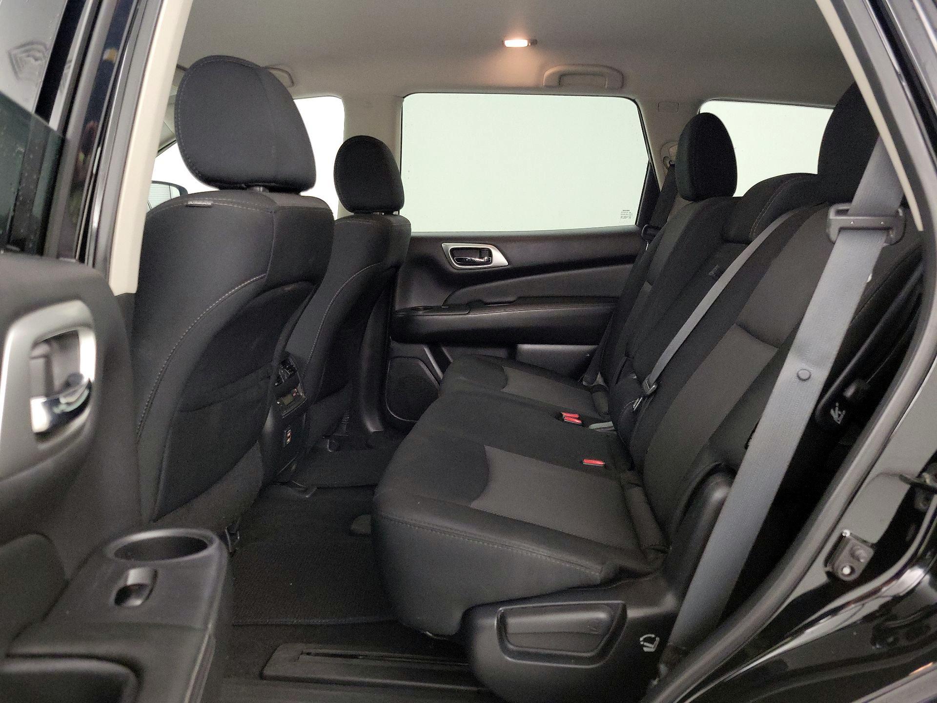Thumbnail: 2018 Nissan Pathfinder - 19