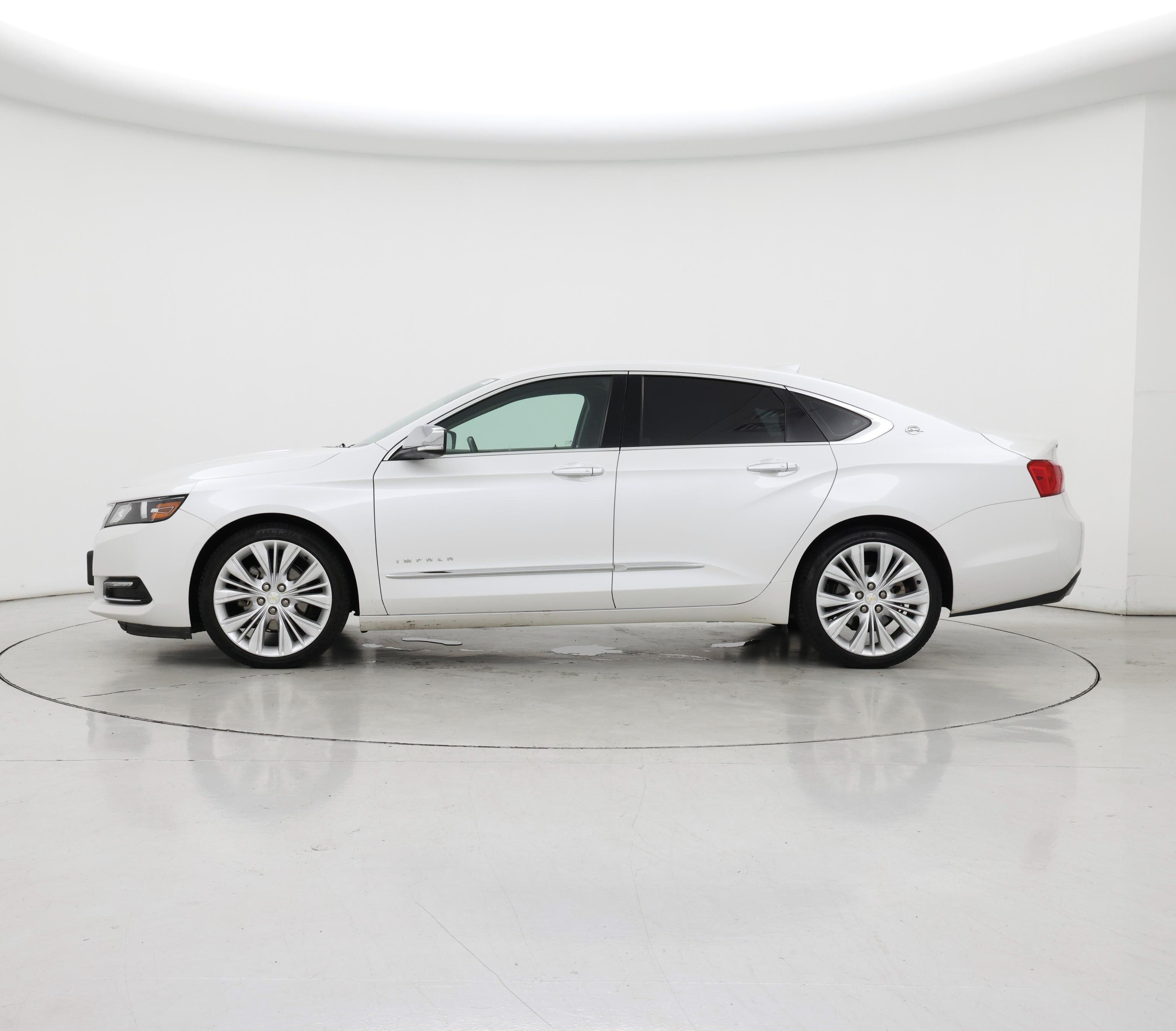Thumbnail: 2015 Chevrolet Impala - 3