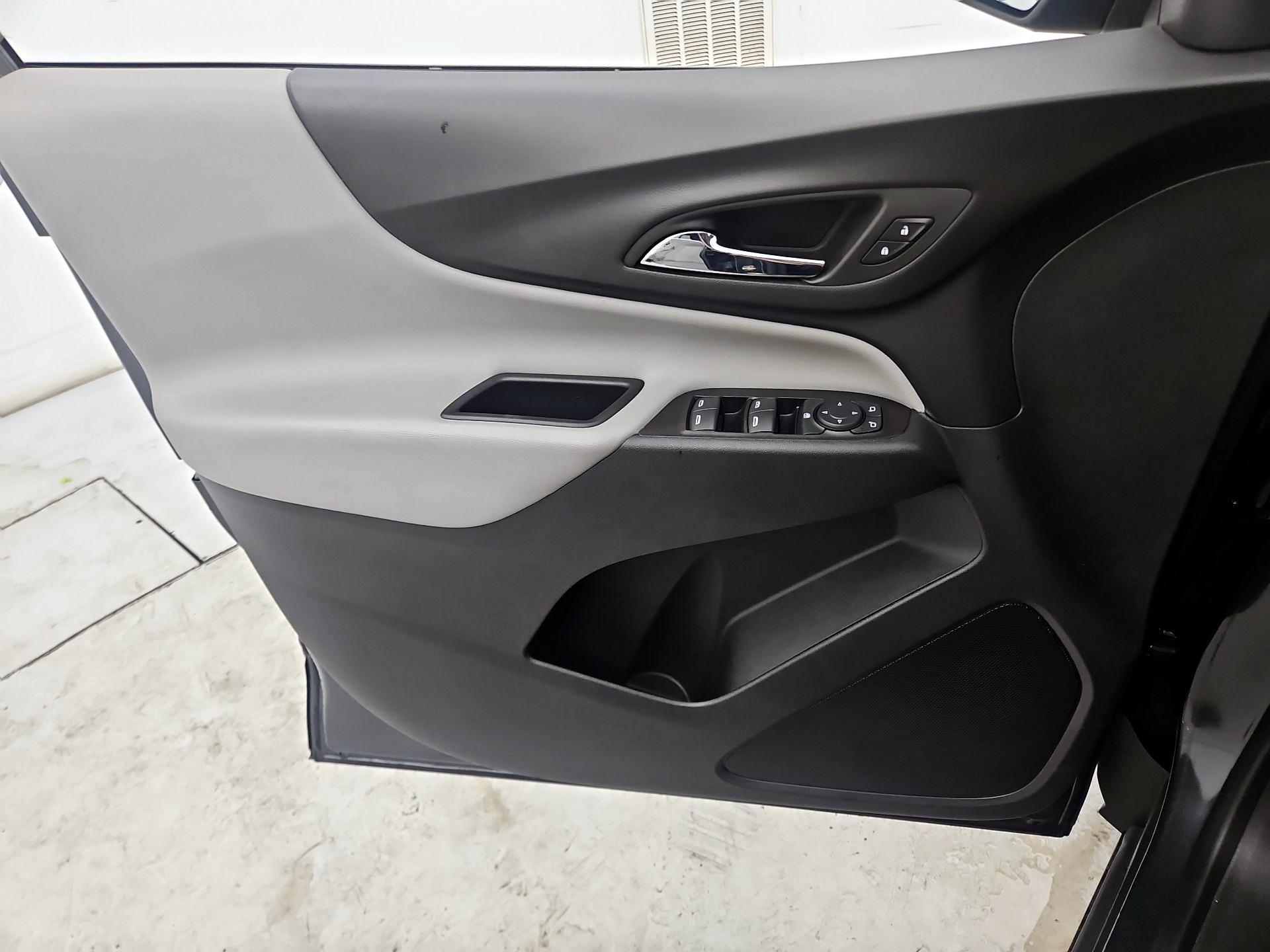 Thumbnail: 2020 Chevrolet Equinox - 12