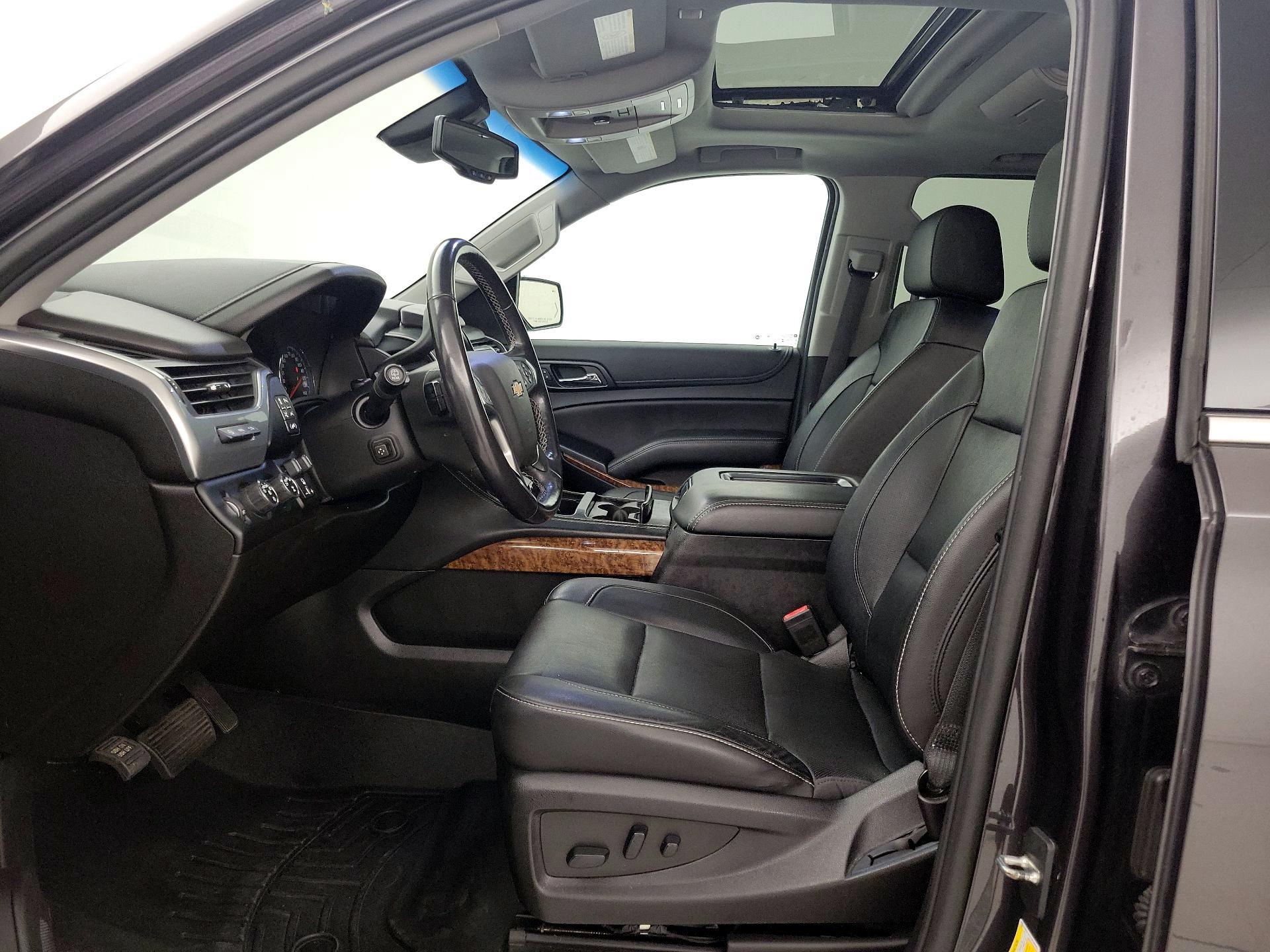 Thumbnail: 2018 Chevrolet Suburban - 11
