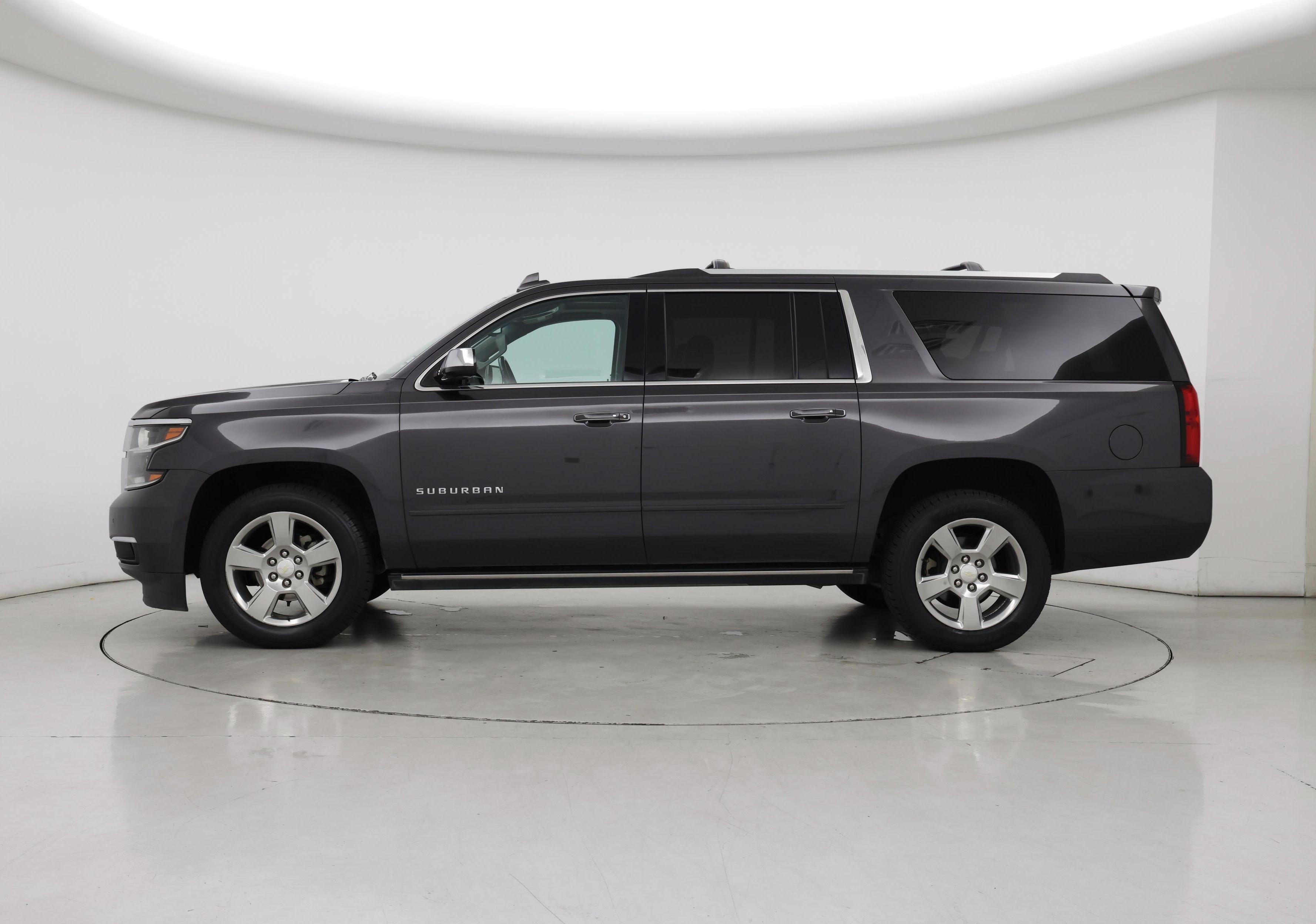 Thumbnail: 2018 Chevrolet Suburban - 3
