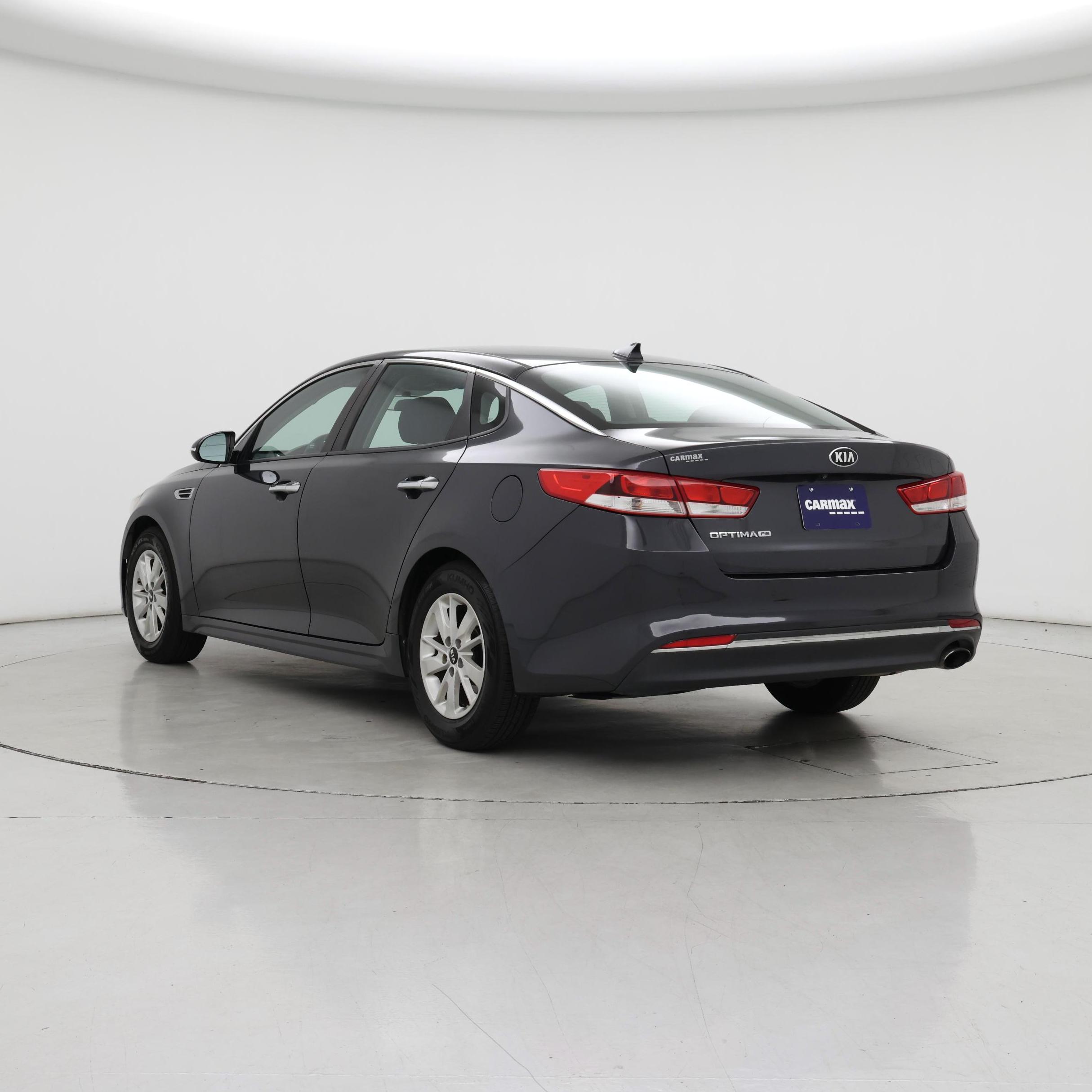 Thumbnail: 2017 Kia Optima - 2