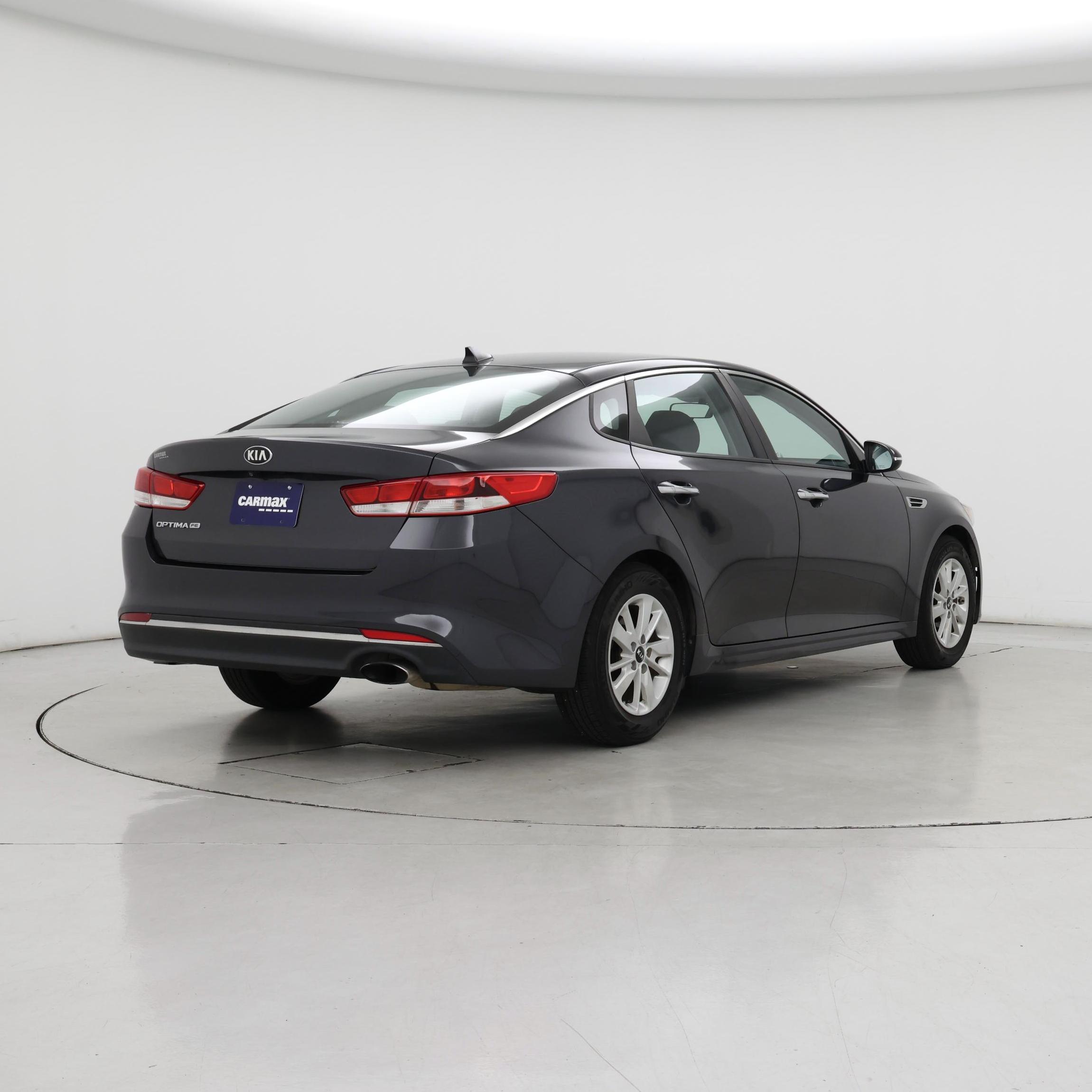 Thumbnail: 2017 Kia Optima - 8