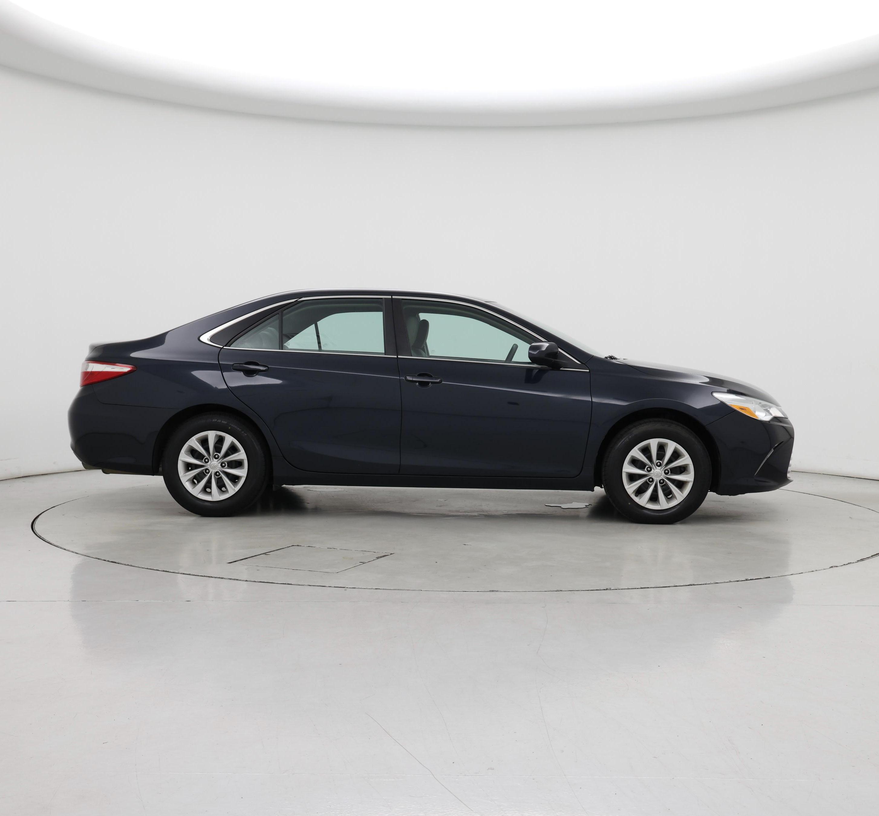 Thumbnail: 2017 Toyota Camry - 7