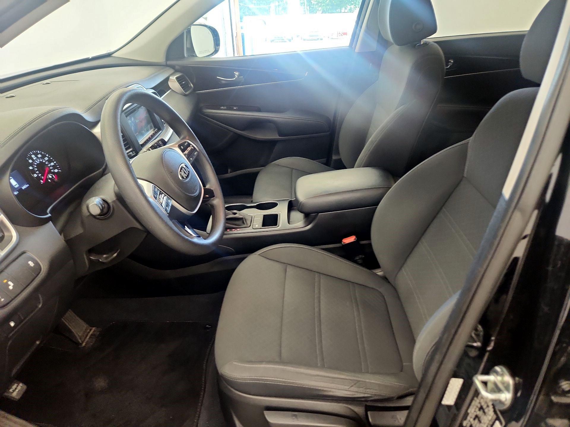 Thumbnail: 2020 Kia Sorento - 11