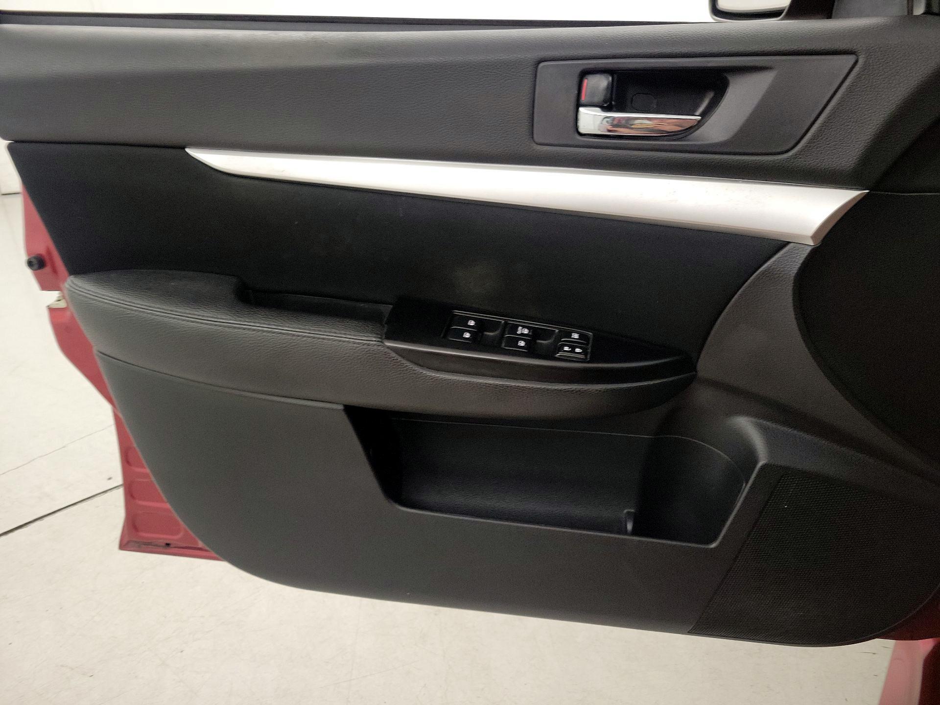 Thumbnail: 2014 Subaru Legacy - 12