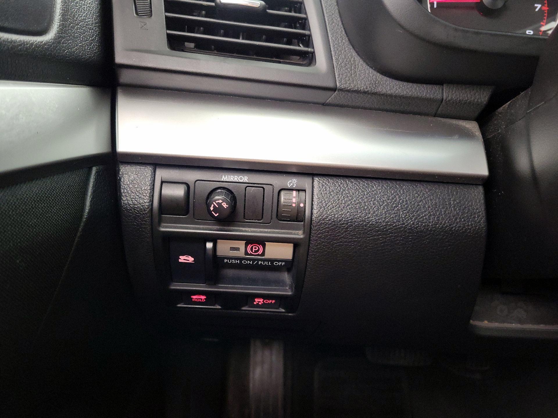 Thumbnail: 2014 Subaru Legacy - 13