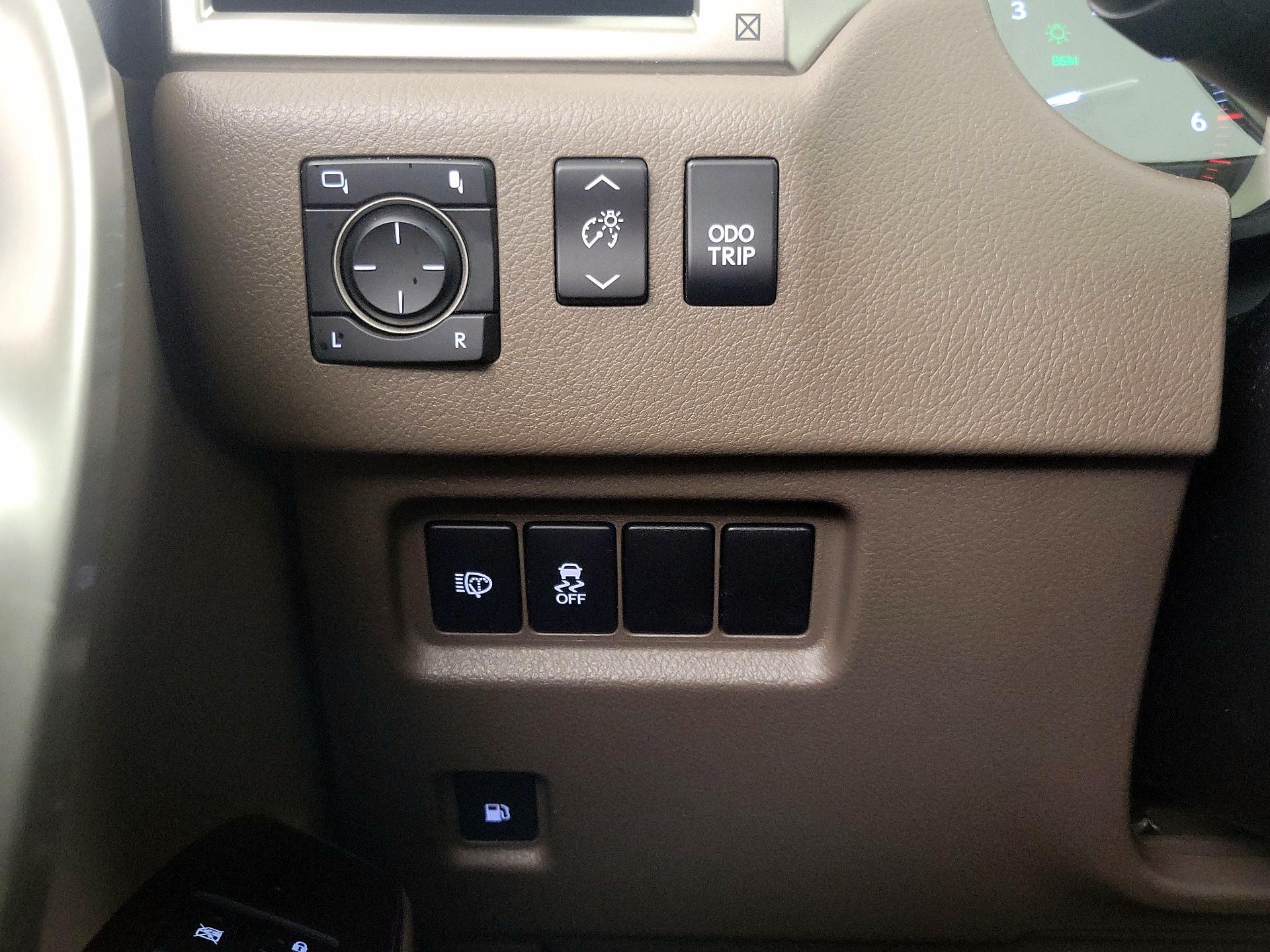 Thumbnail: 2018 Lexus GX - 13