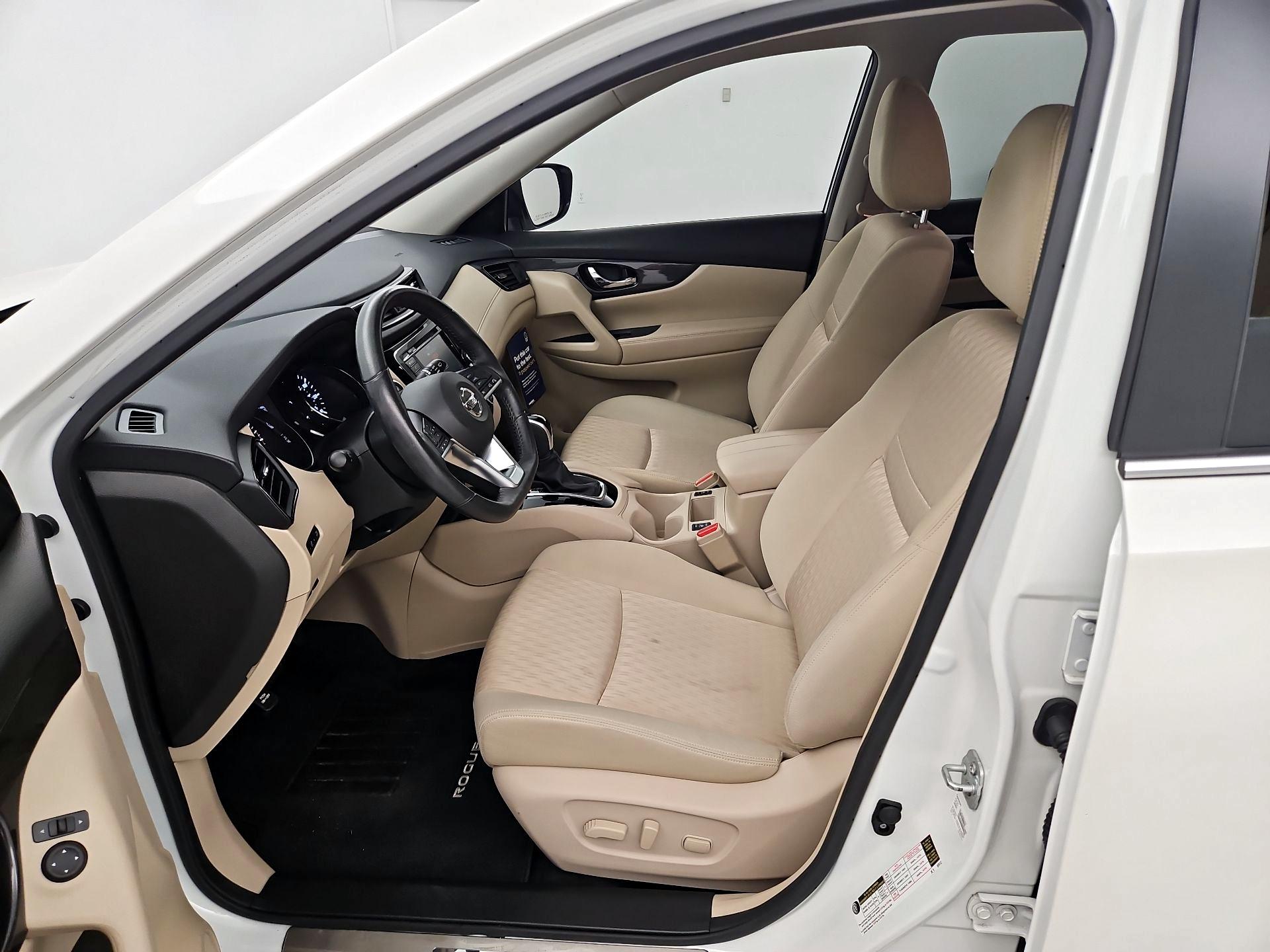 Thumbnail: 2020 Nissan Rogue - 11