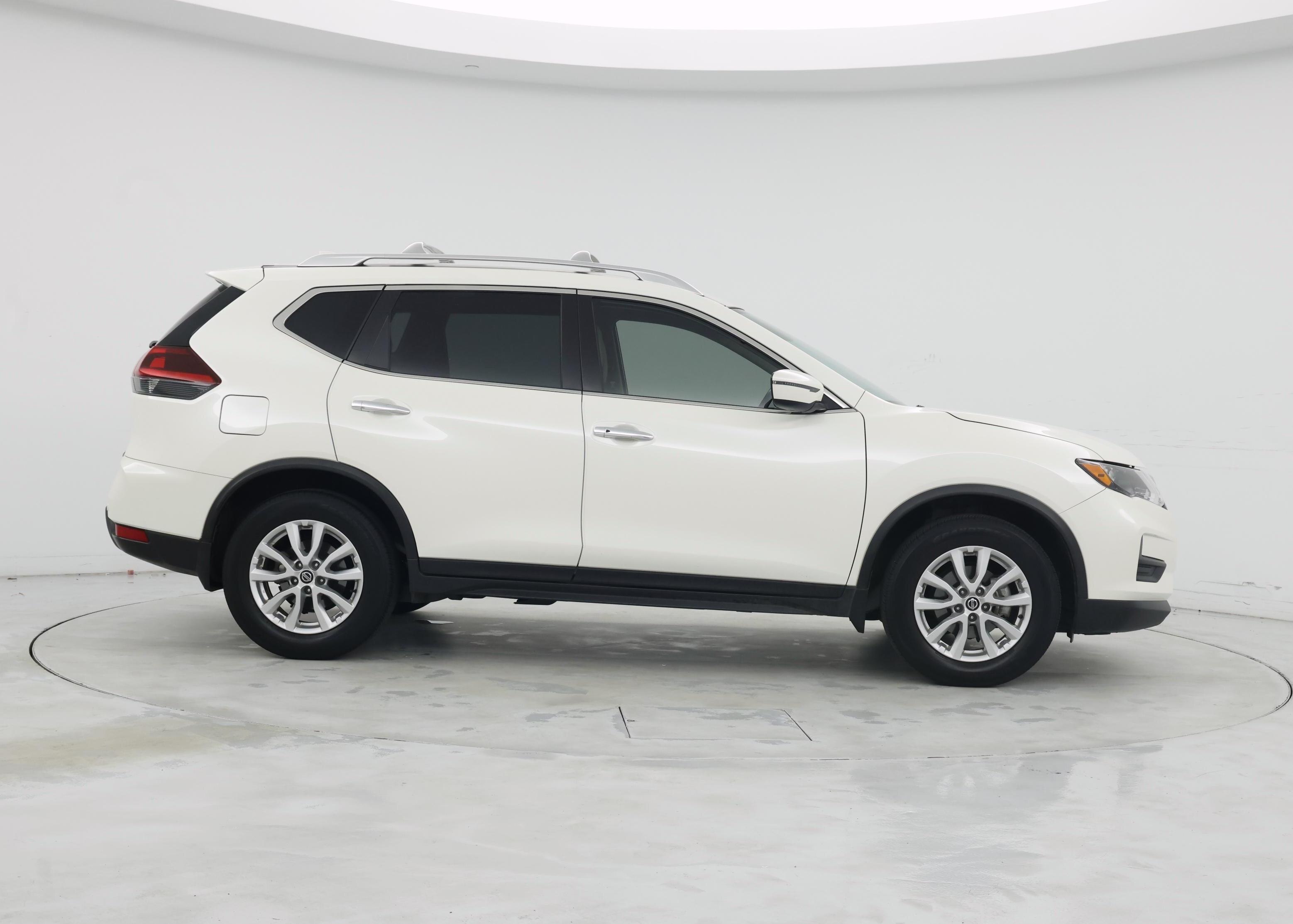 Thumbnail: 2020 Nissan Rogue - 7