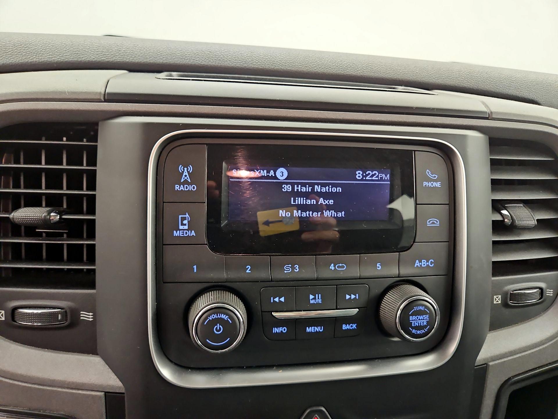 Thumbnail: 2019 RAM 1500 Classic - 15