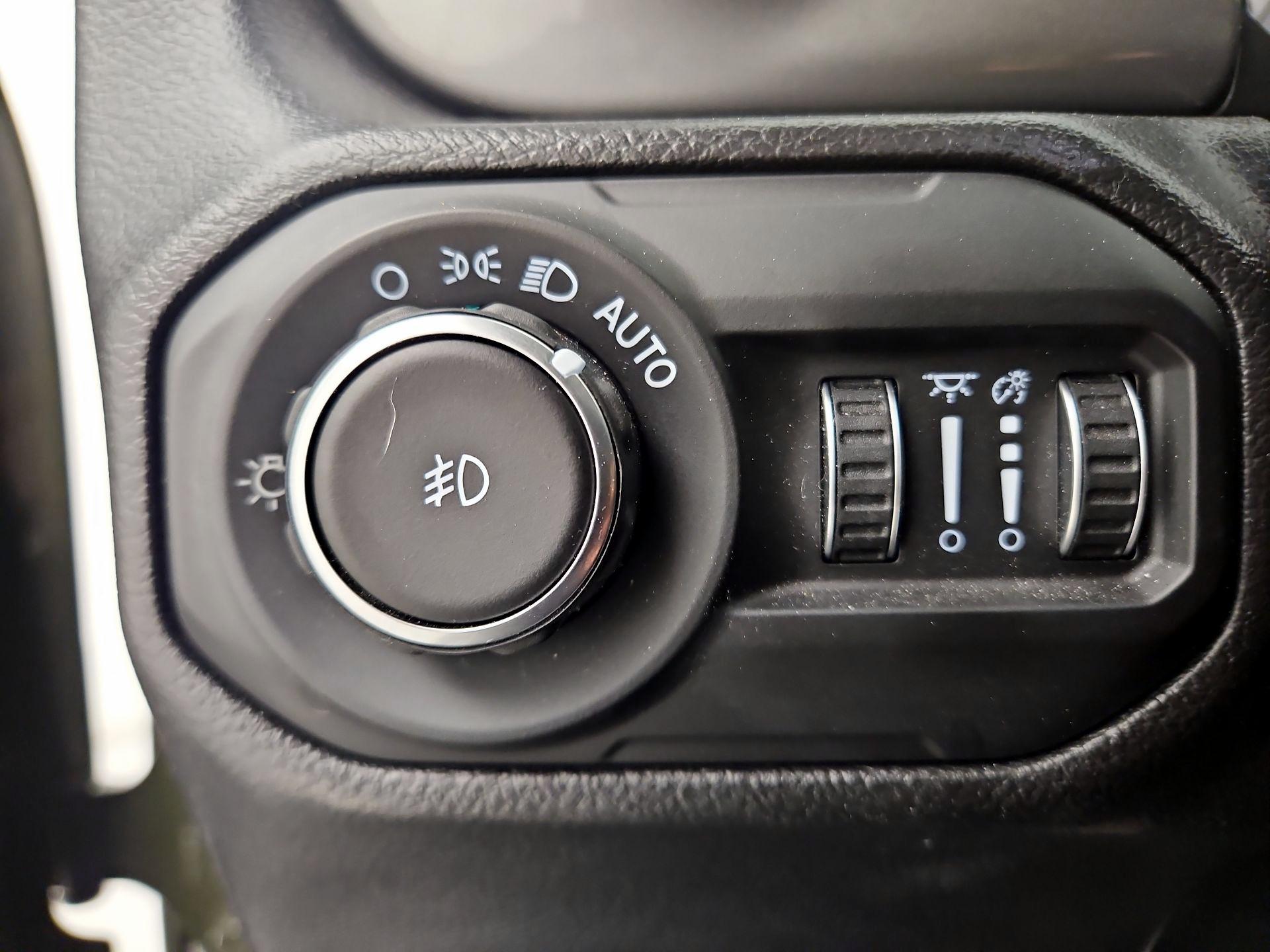 Thumbnail: 2022 Jeep Wrangler - 13