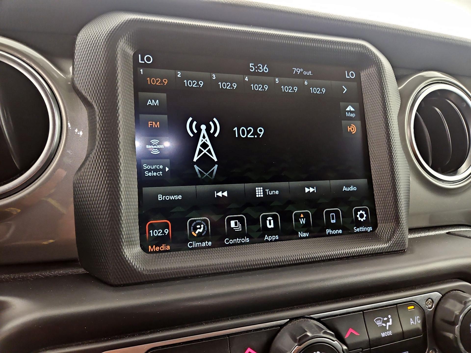 Thumbnail: 2022 Jeep Wrangler - 16