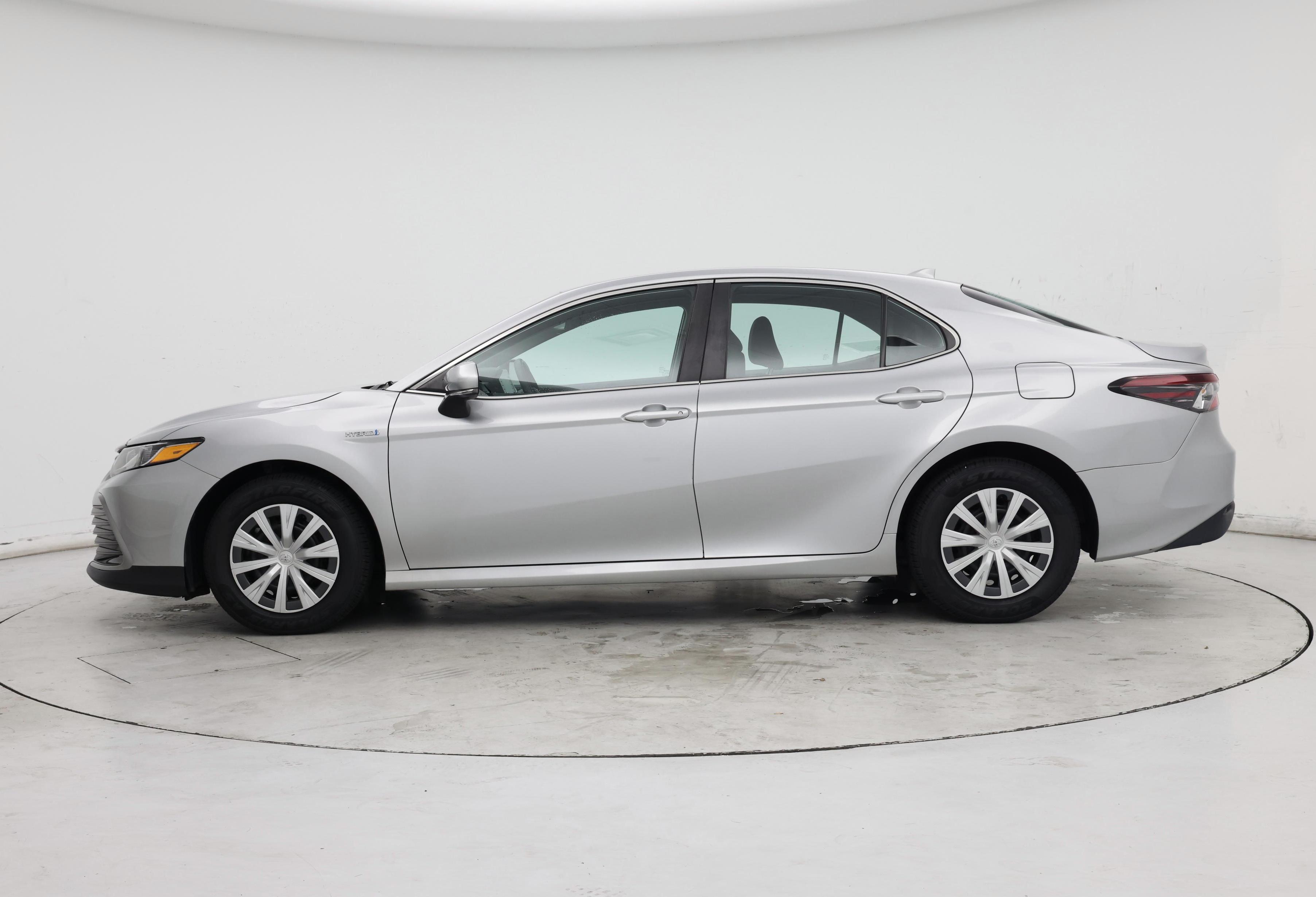 Thumbnail: 2021 Toyota Camry - 3