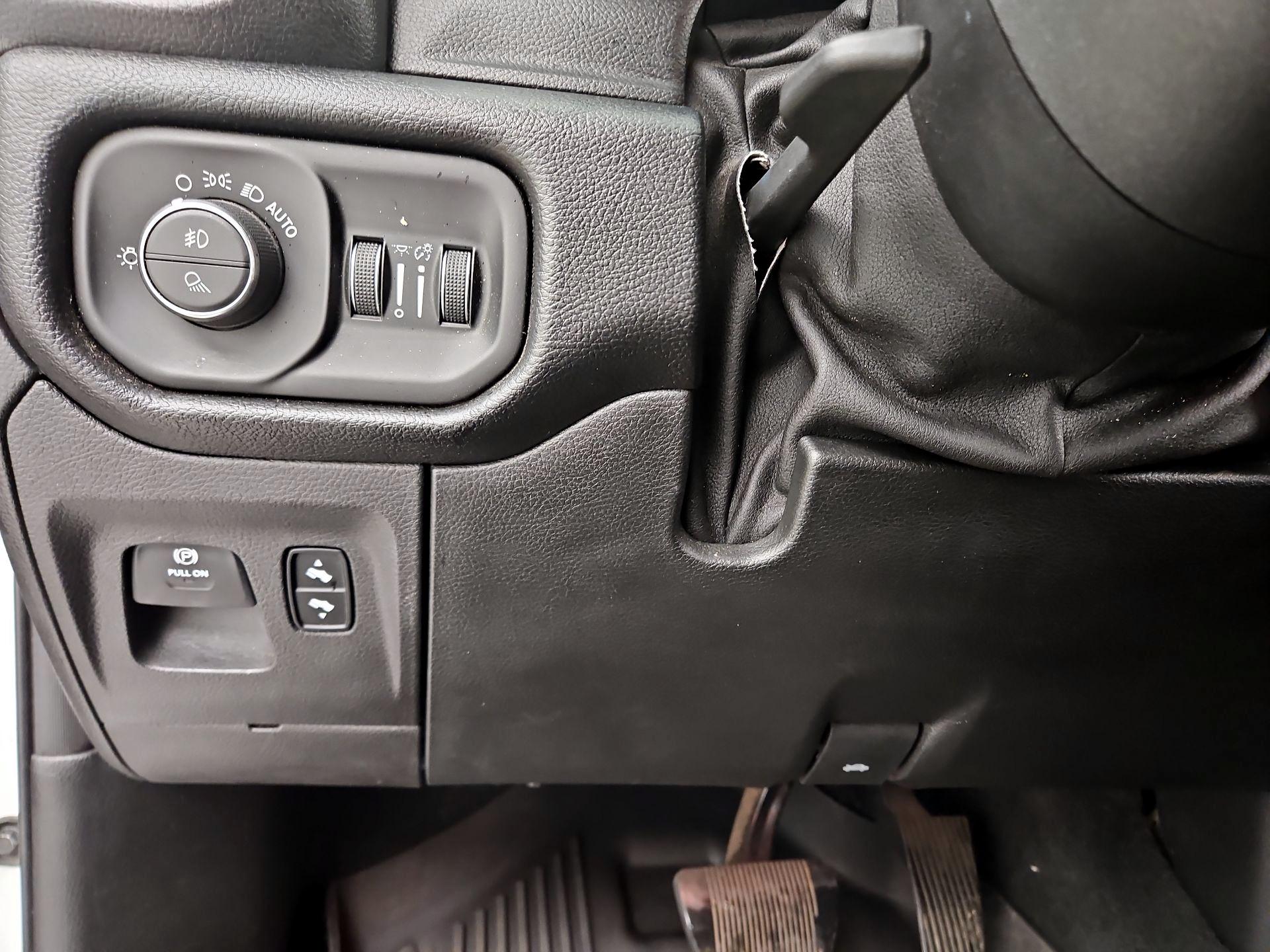 Thumbnail: 2019 RAM 1500 - 13