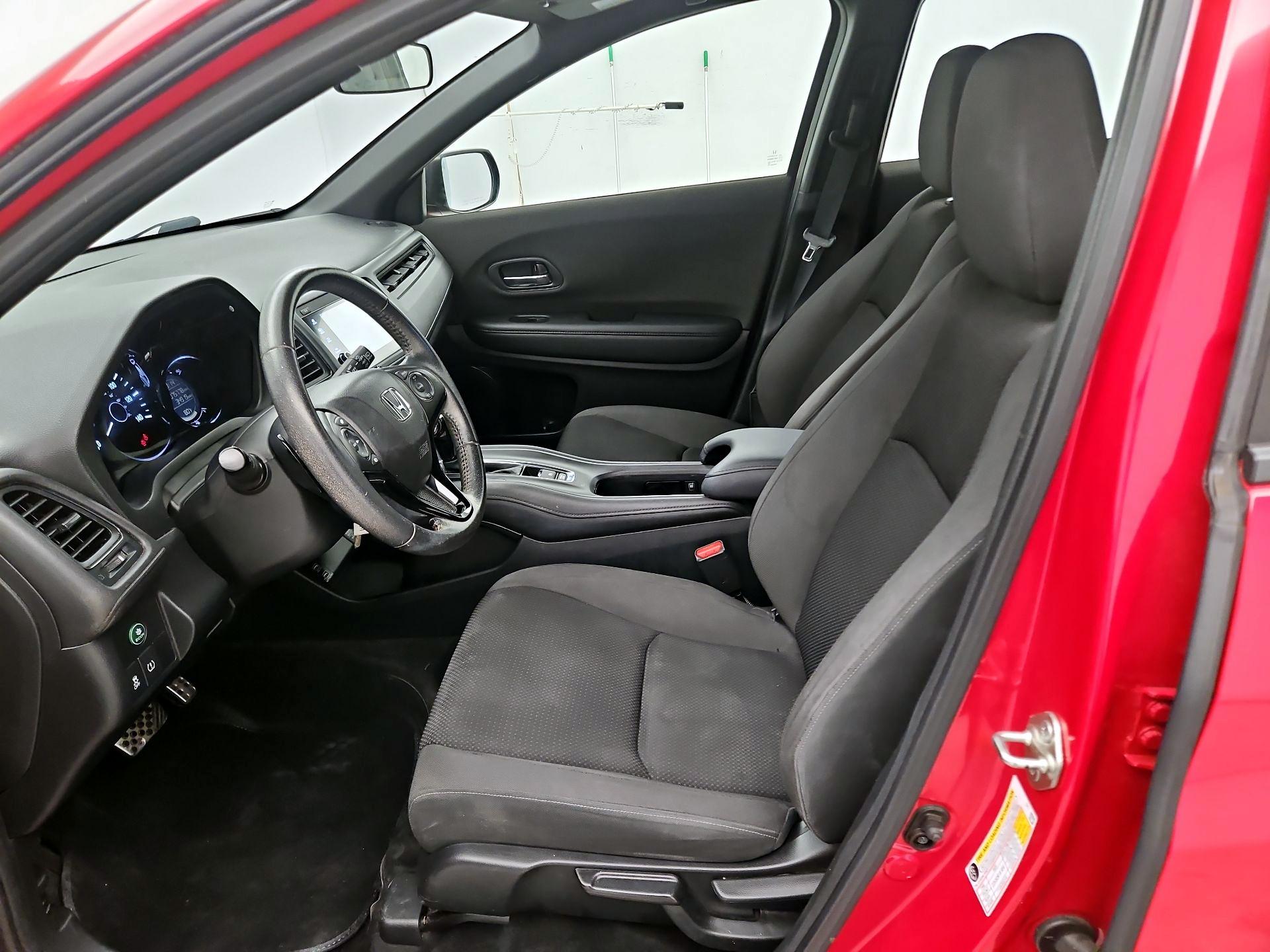 Thumbnail: 2019 Honda HR-V - 11