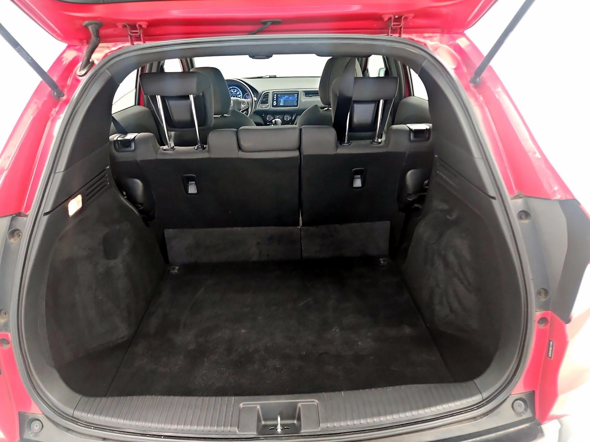 Thumbnail: 2019 Honda HR-V - 20