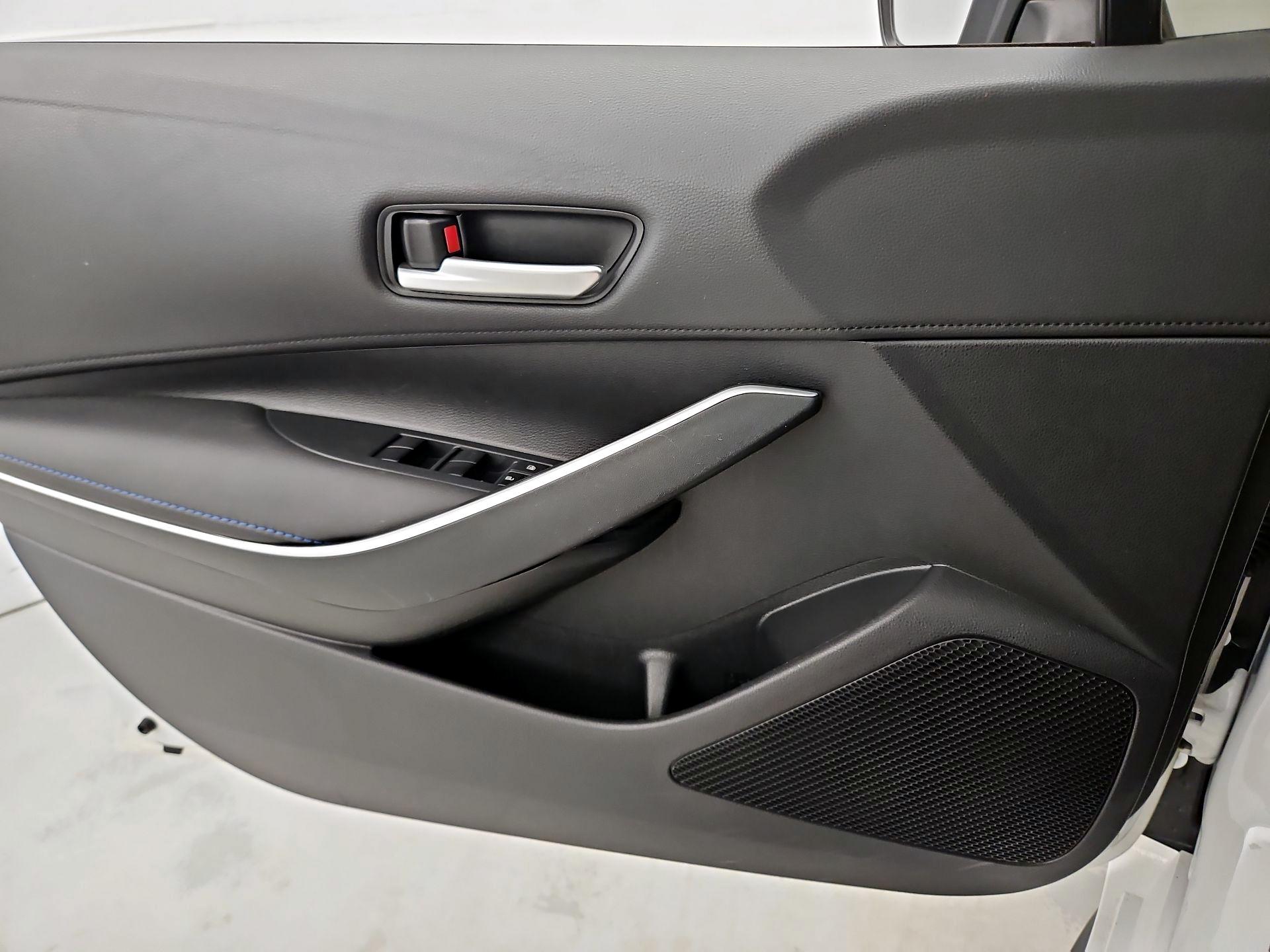 Thumbnail: 2020 Toyota Corolla - 12