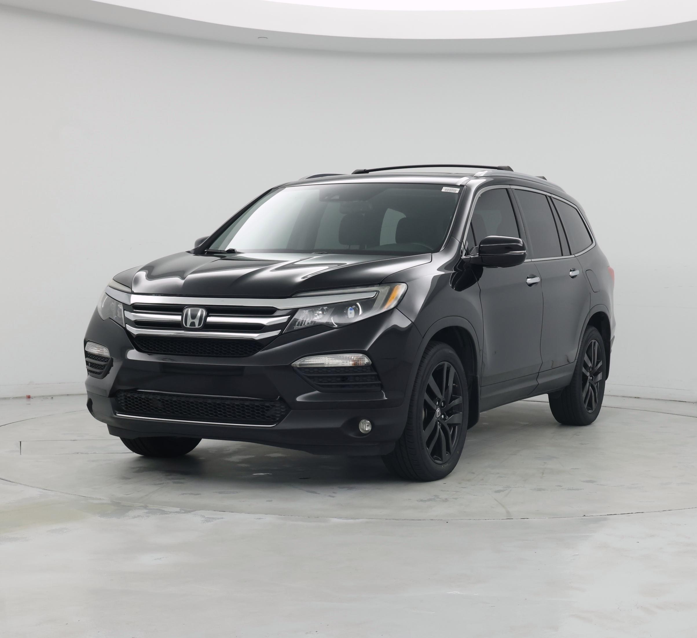 Thumbnail: 2017 Honda Pilot - 4